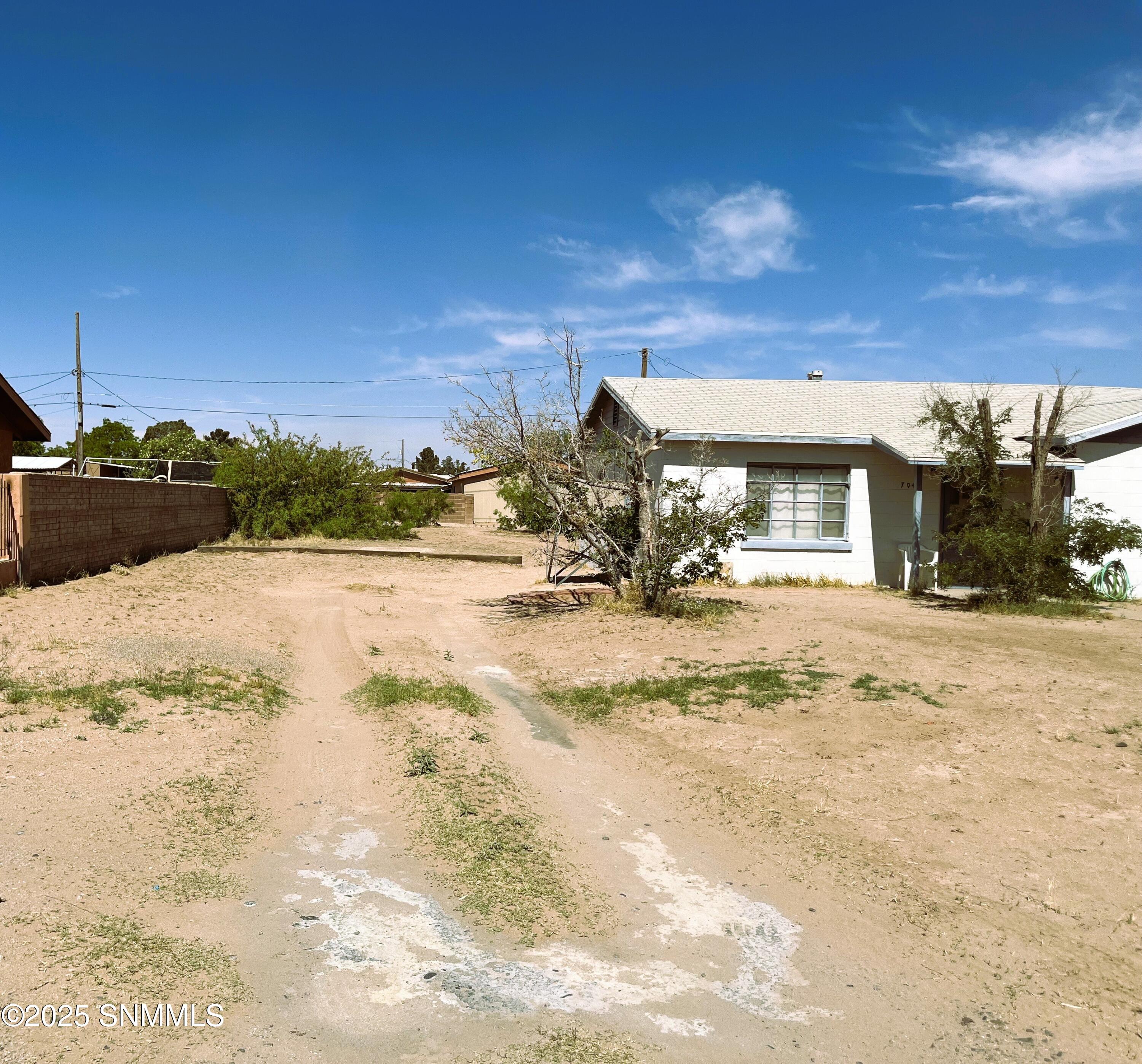 704 S 10th Street Property Photo 3