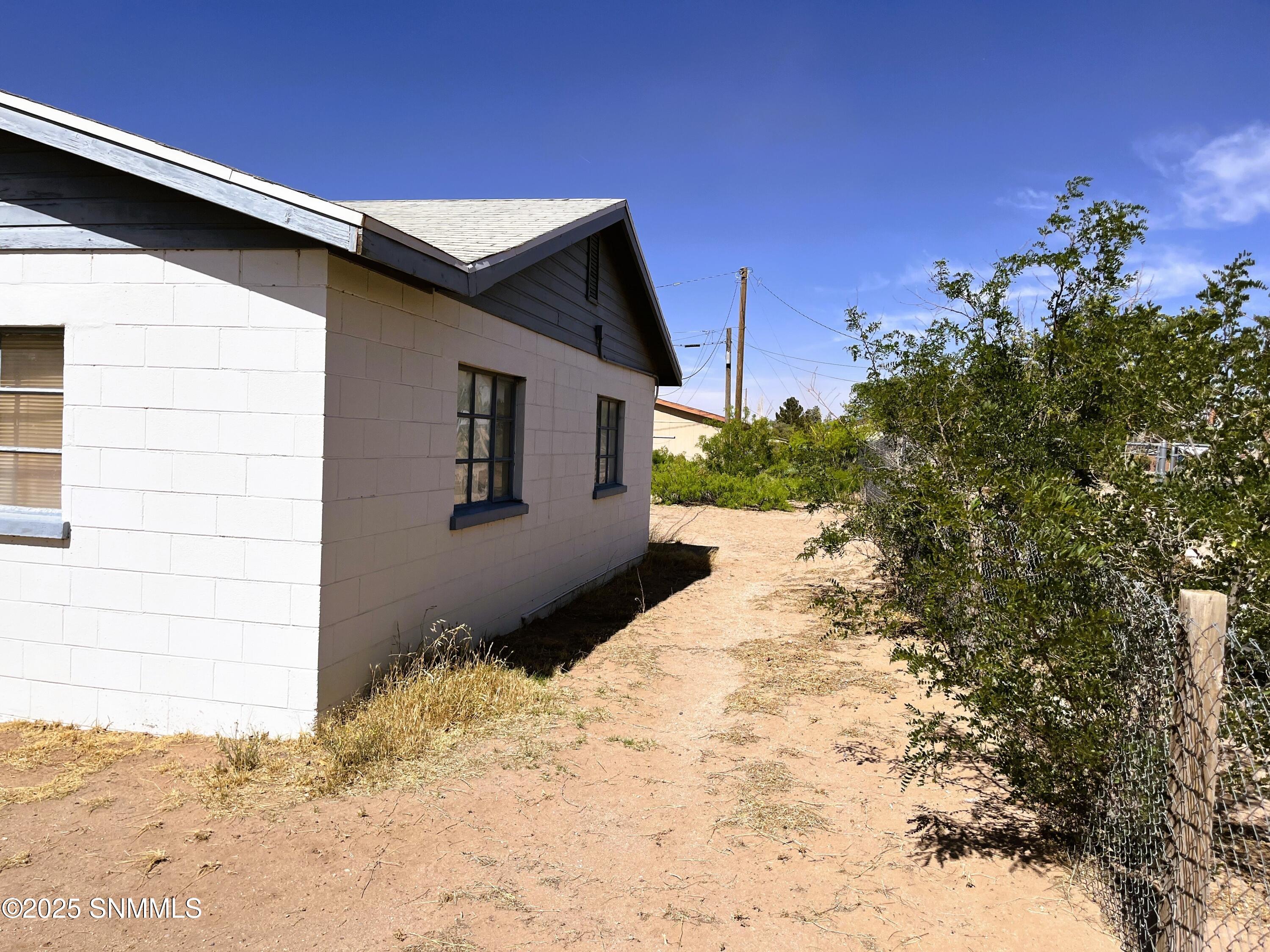704 S 10th Street Property Photo 4