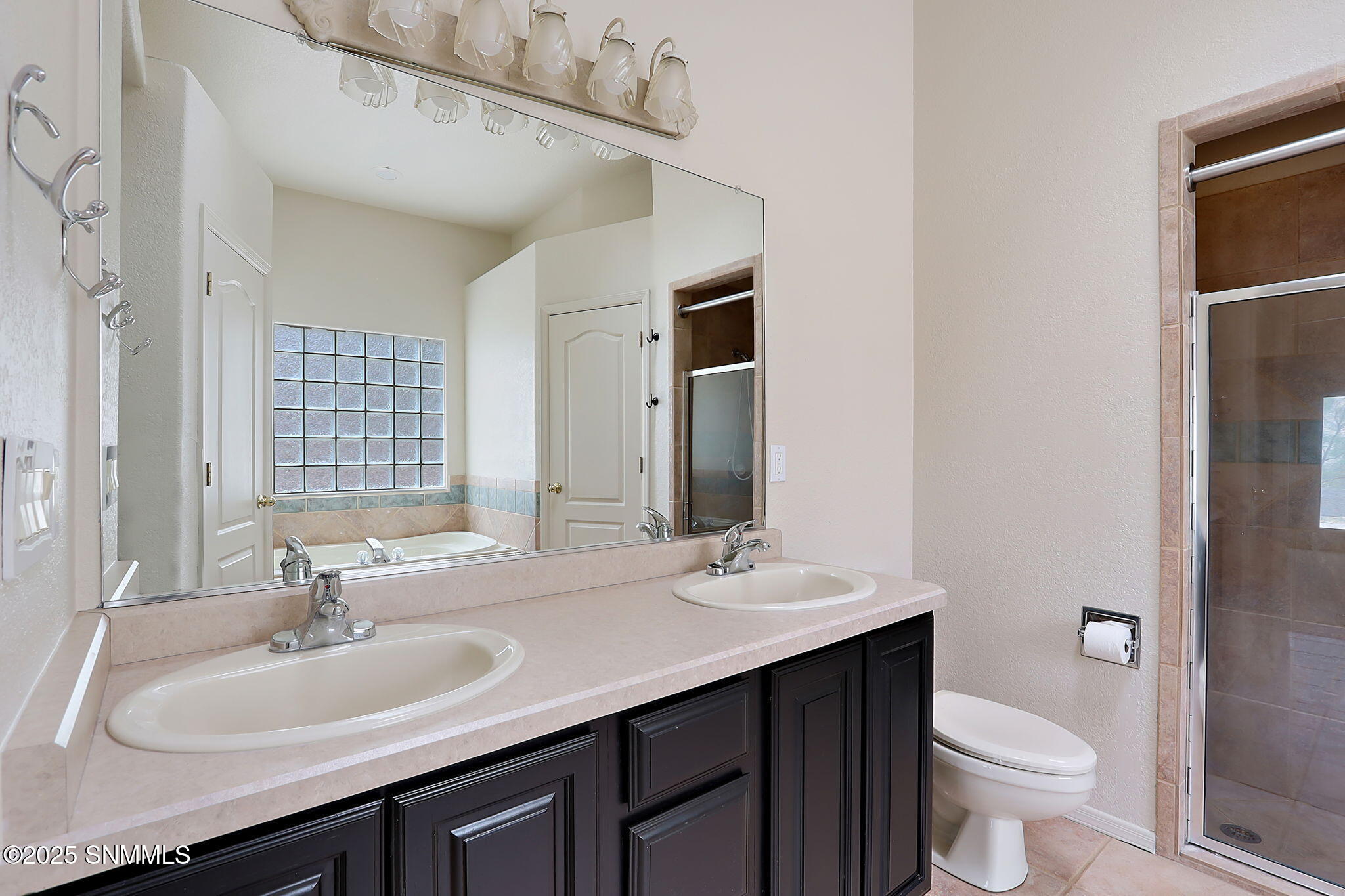 2491 Clearview Drive Property Photo 6