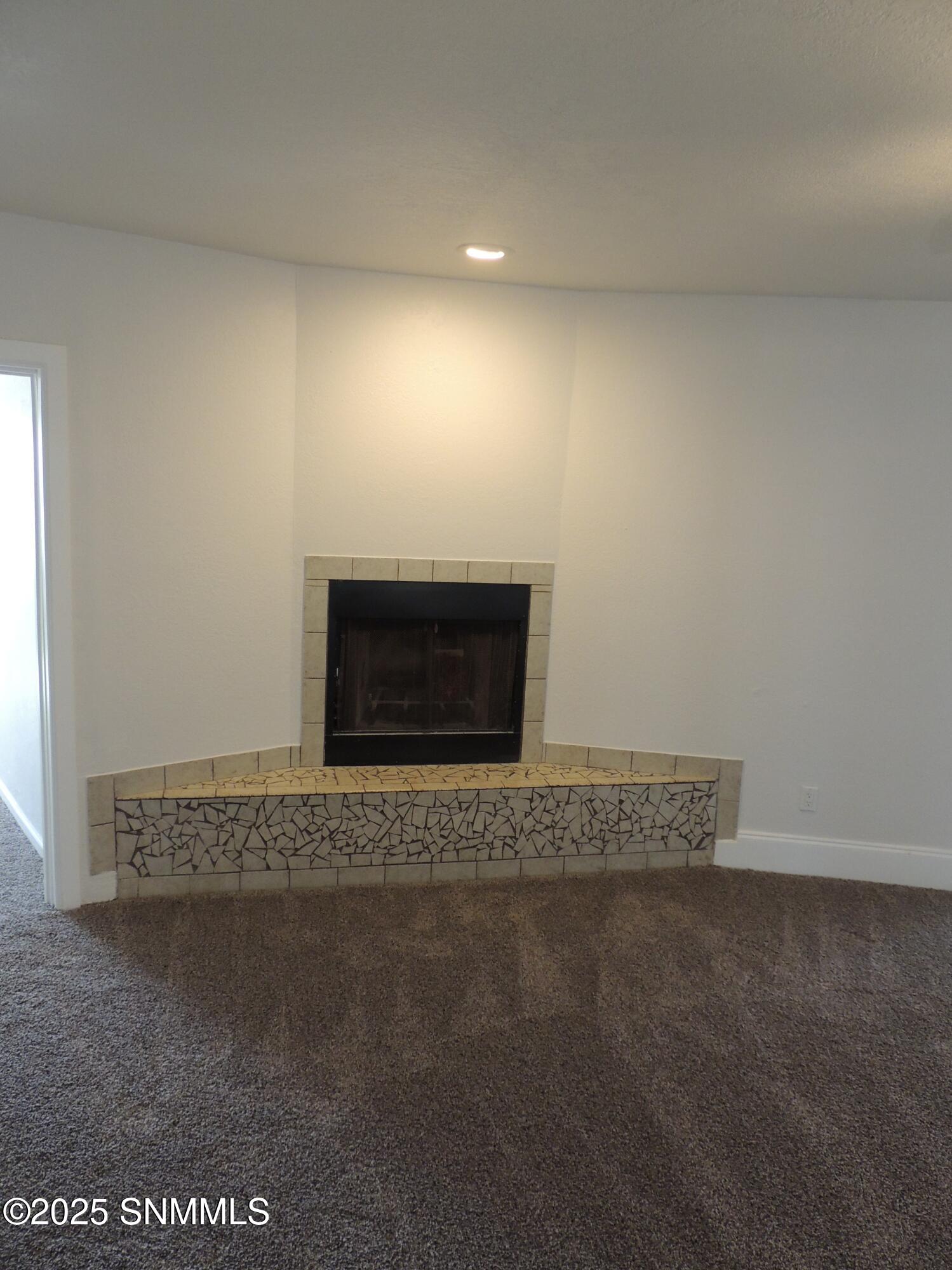 740 Lariat Drive Property Photo 5