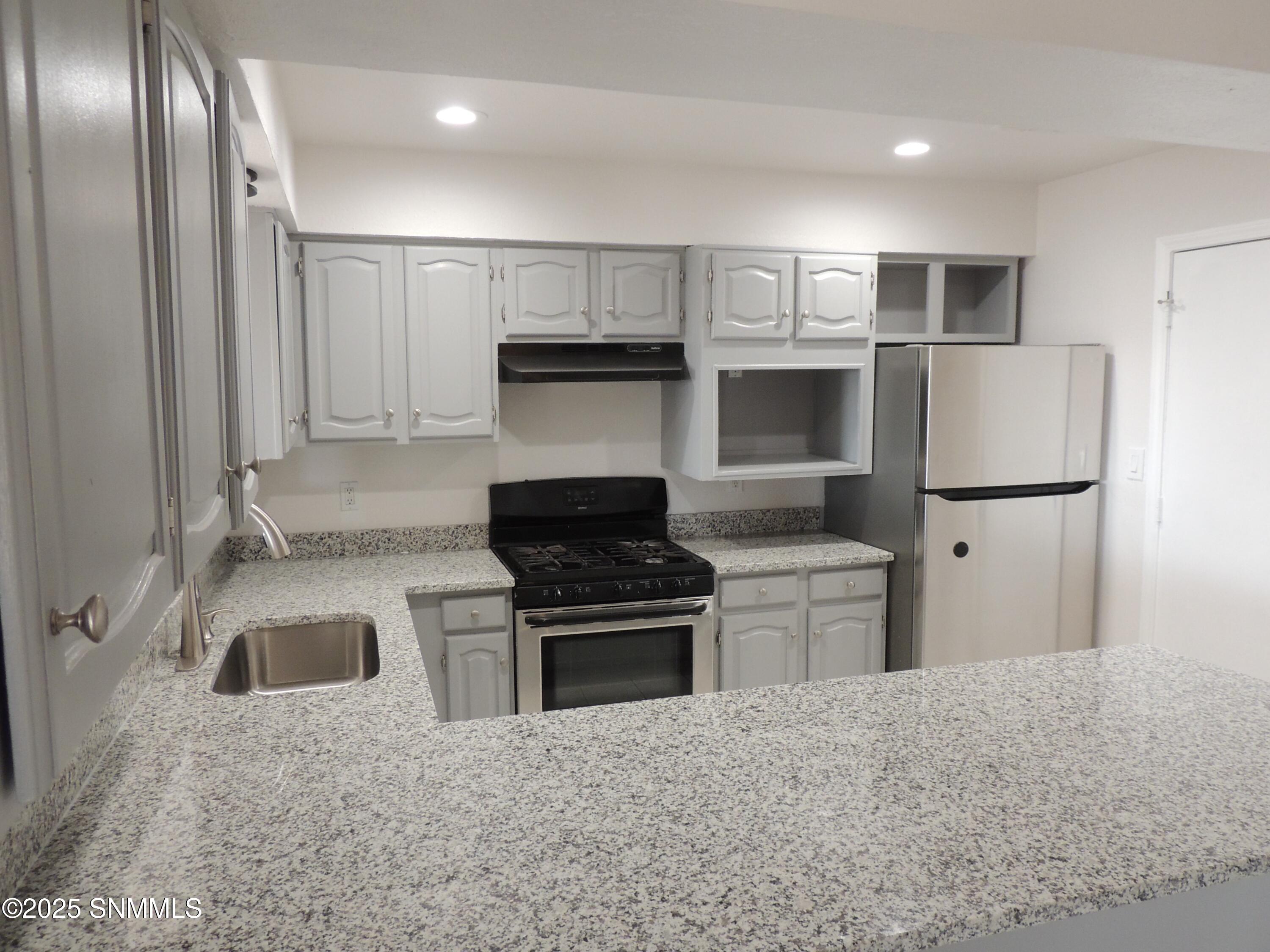 740 Lariat Drive Property Photo 11
