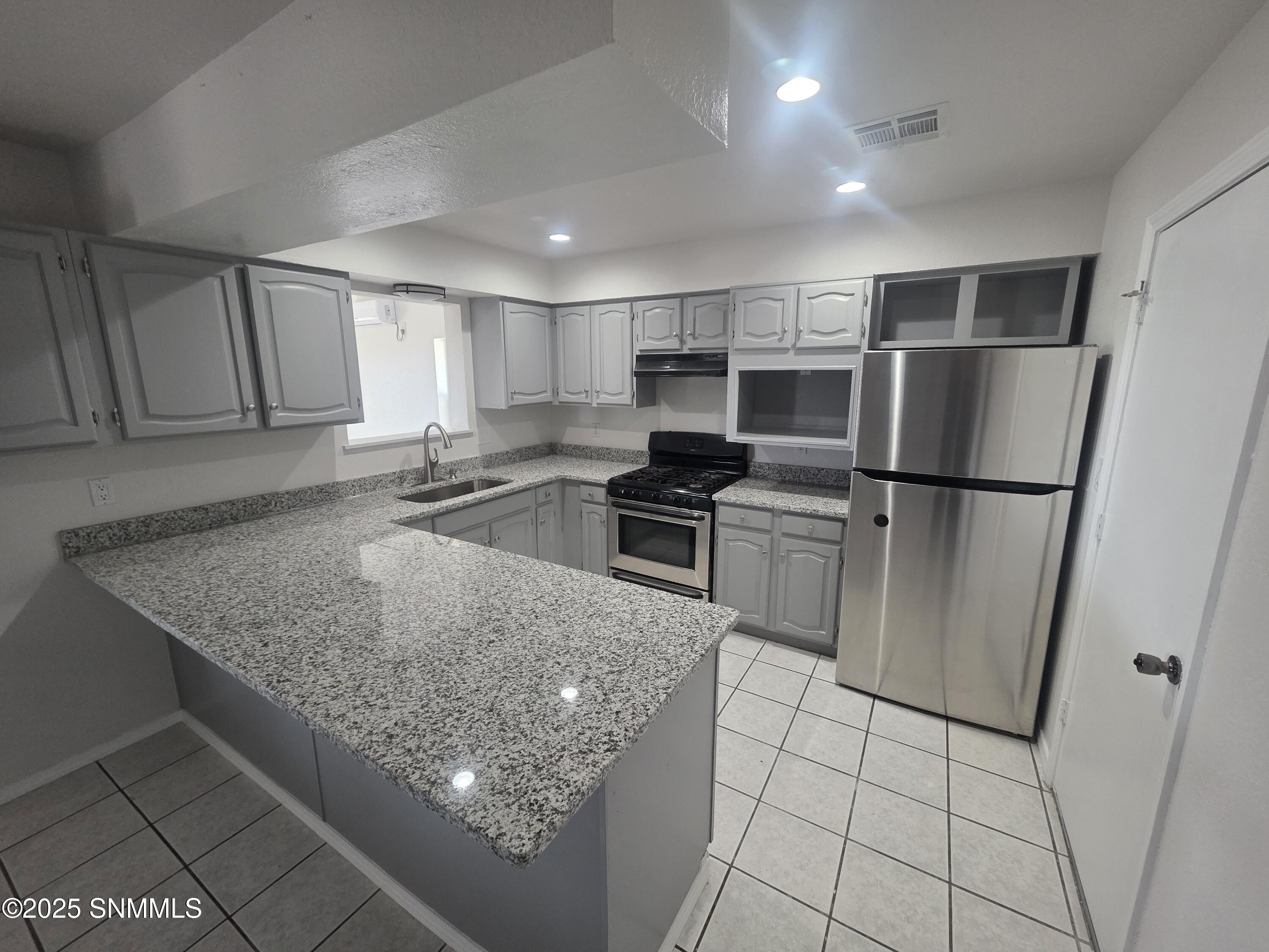 740 Lariat Drive Property Photo 12