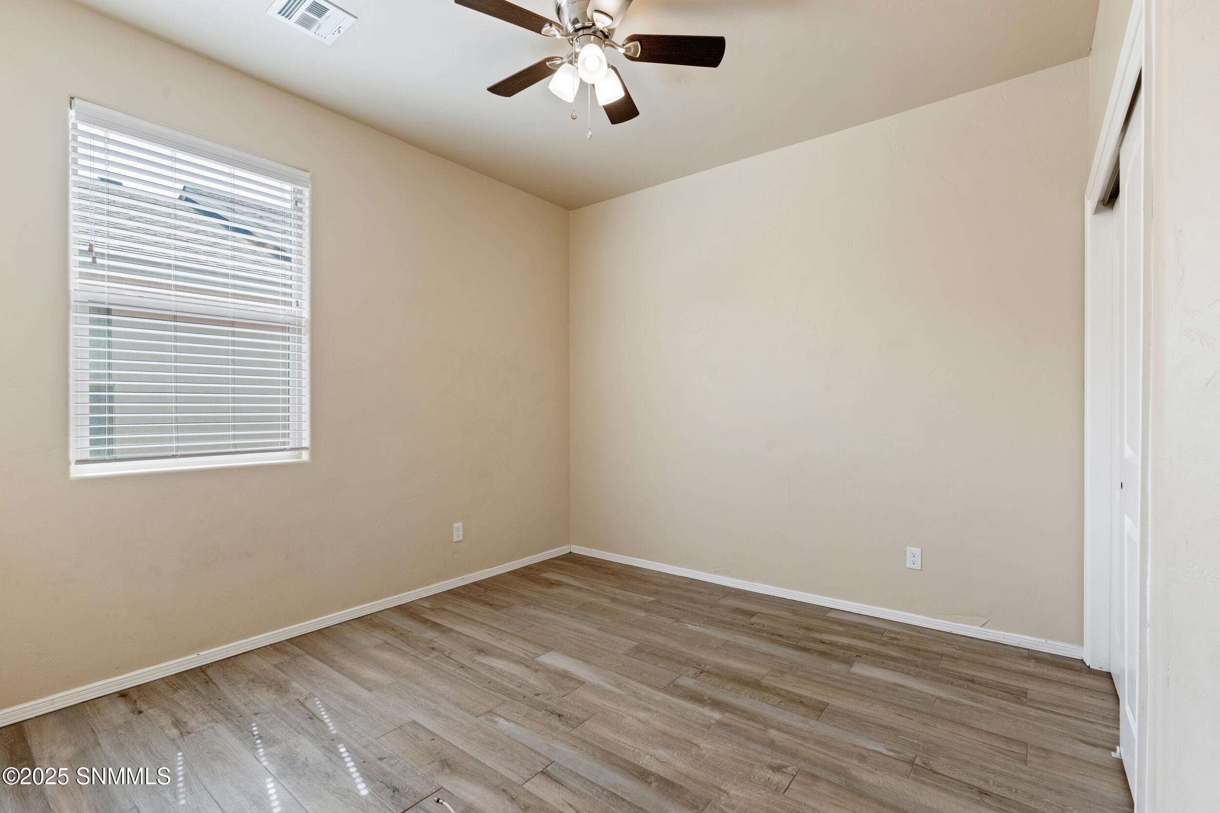 3014 Dos Vistas Avenue Property Photo 6