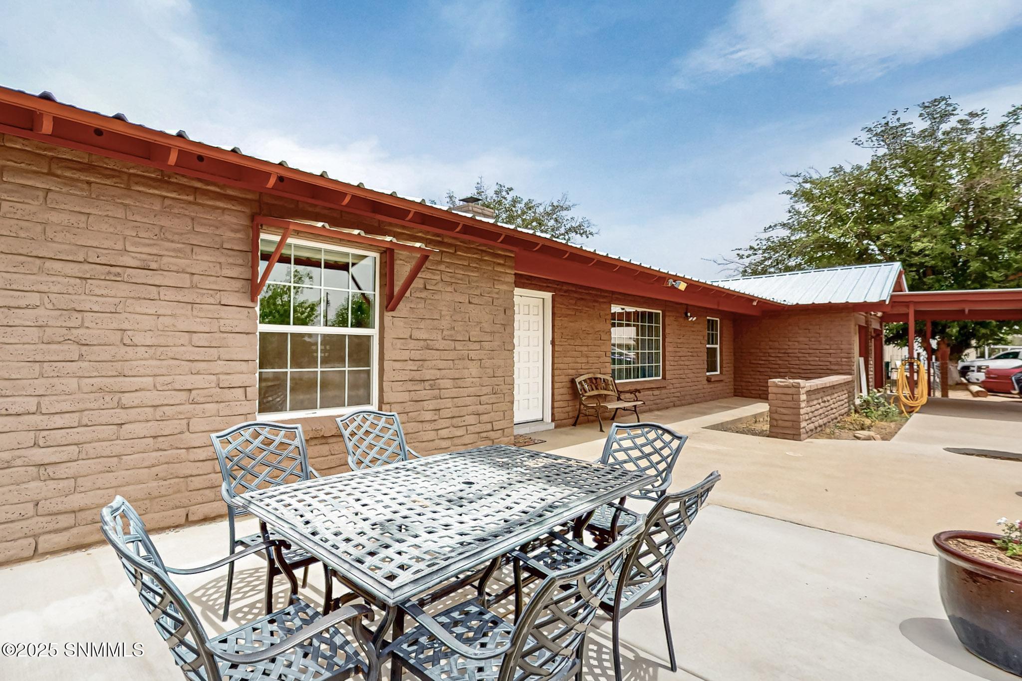 317 Blue Sky Lane Property Photo 3