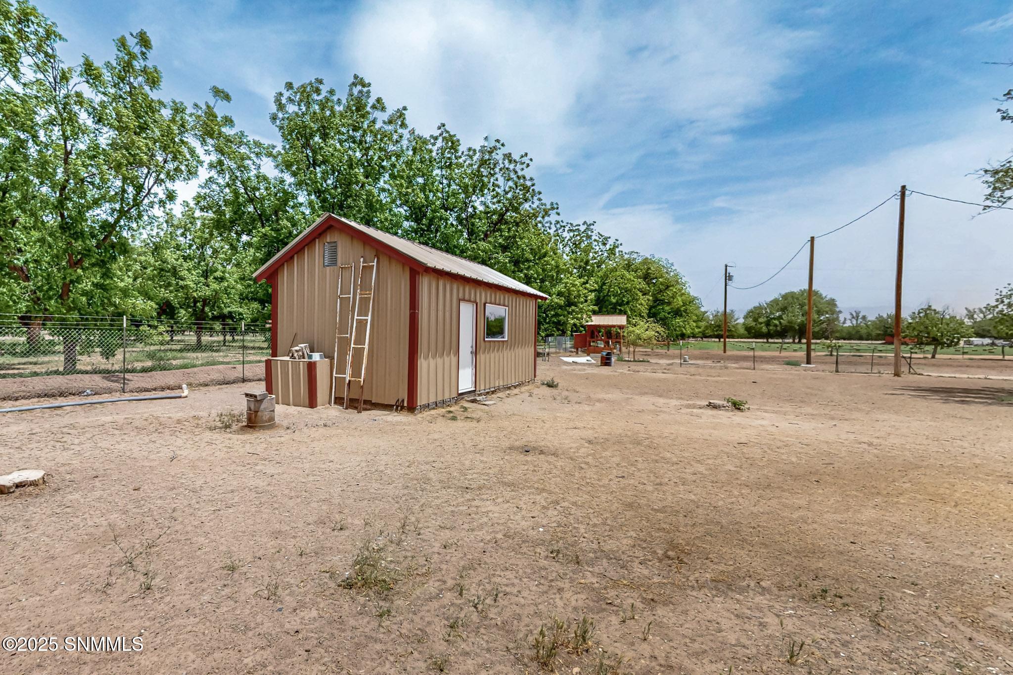 317 Blue Sky Lane Property Photo 44