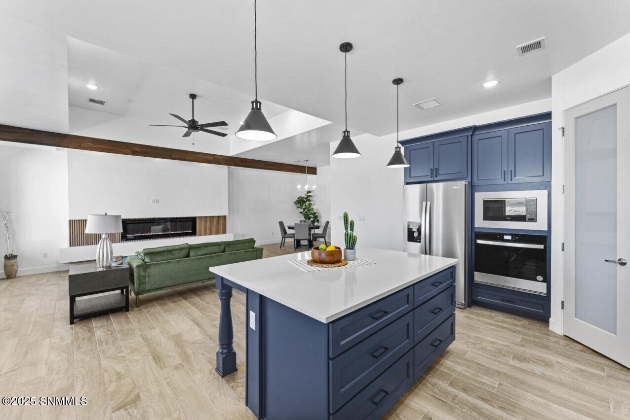 7704 Celestial Street Property Photo 3