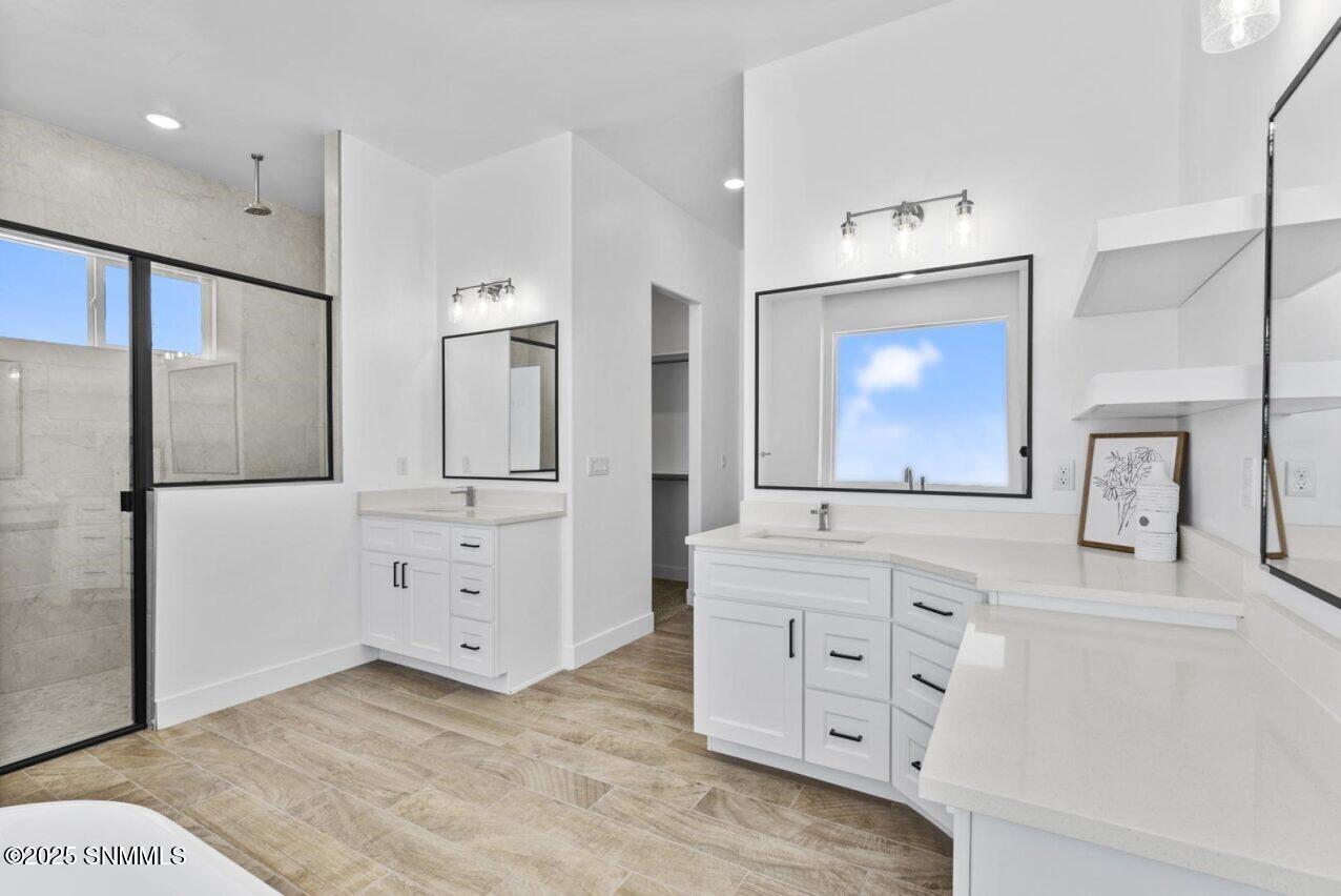 7704 Celestial Street Property Photo 12