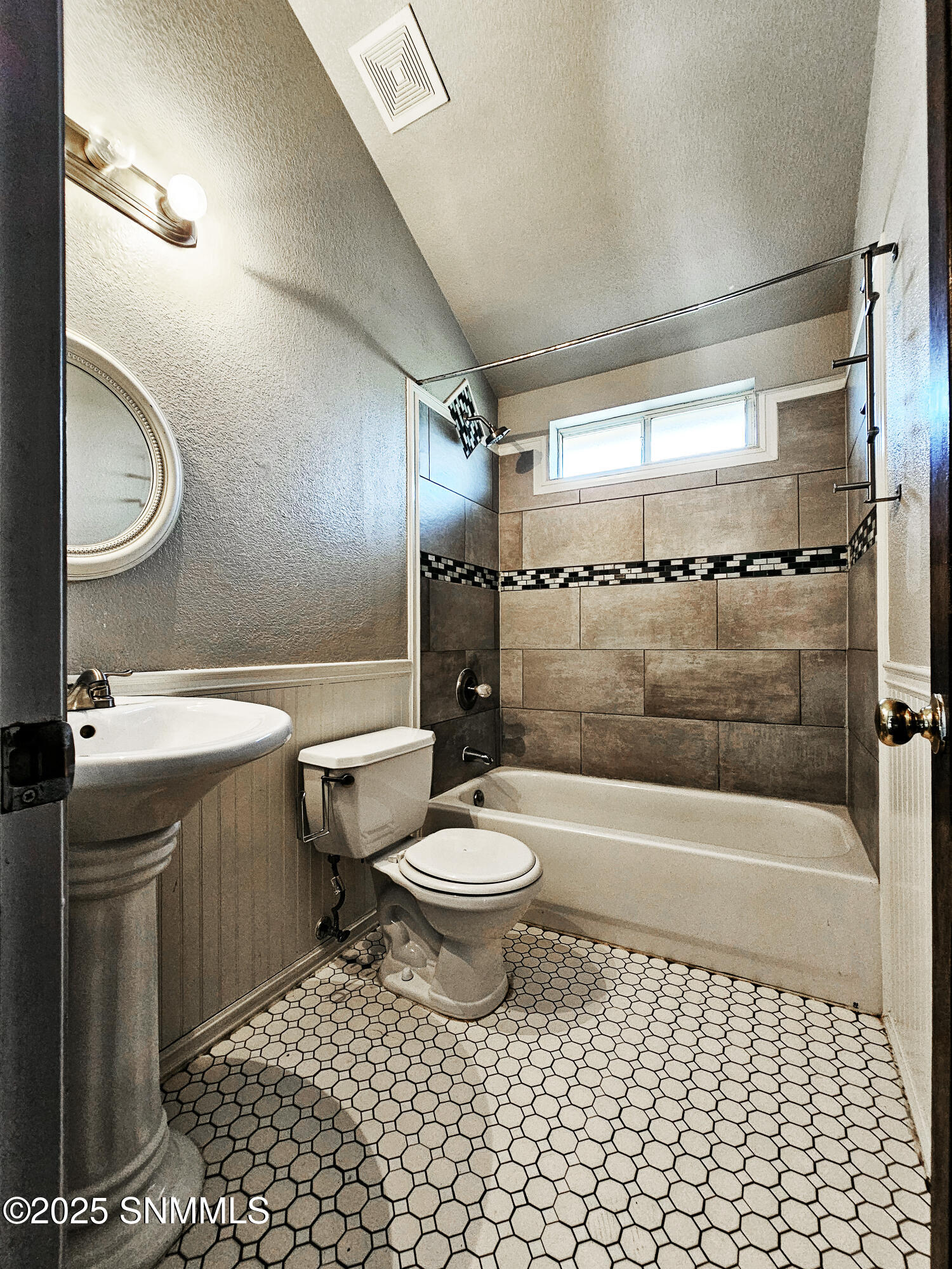 1255 Fountain Loop Property Photo 29