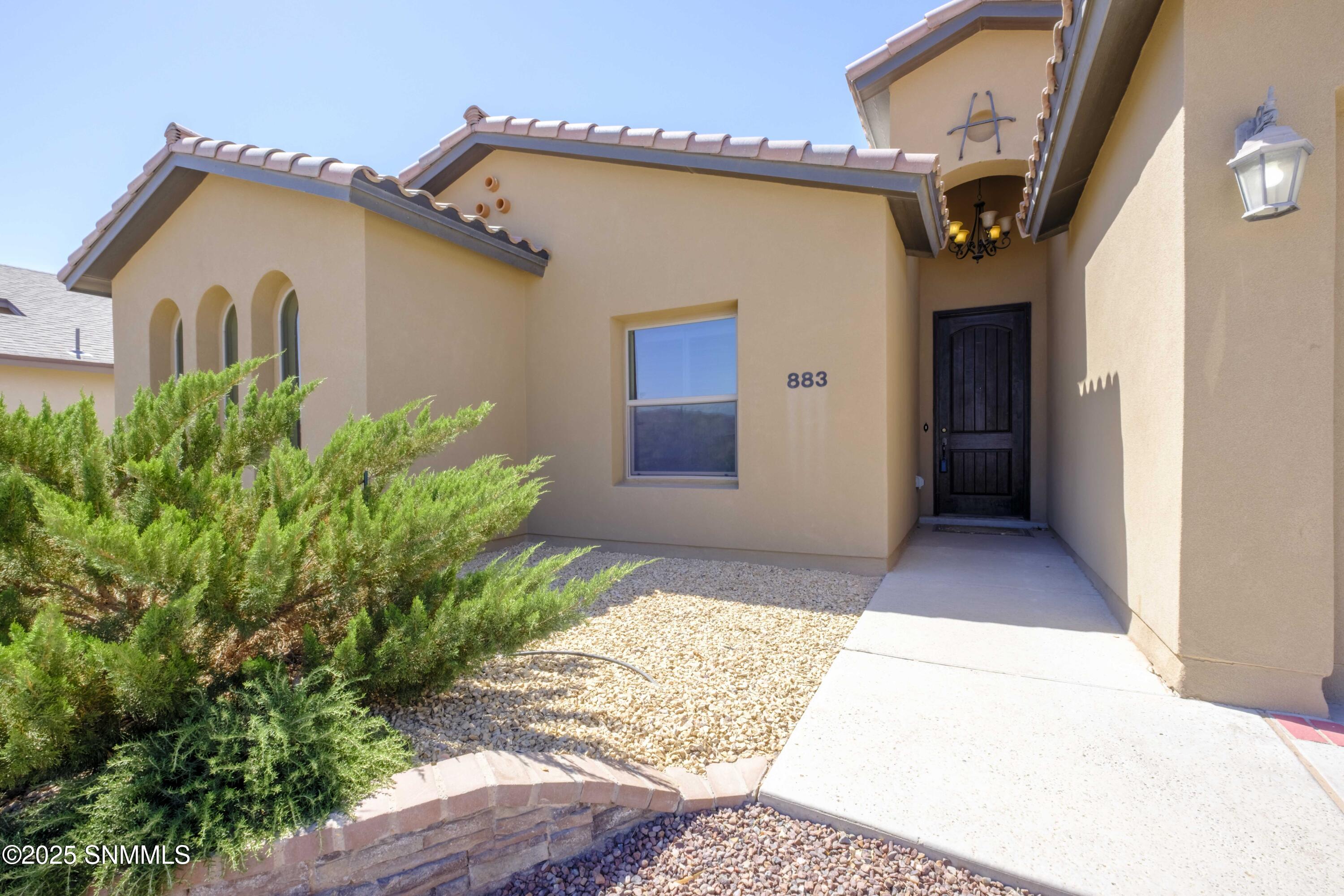 883 Blue Park Avenue Property Photo