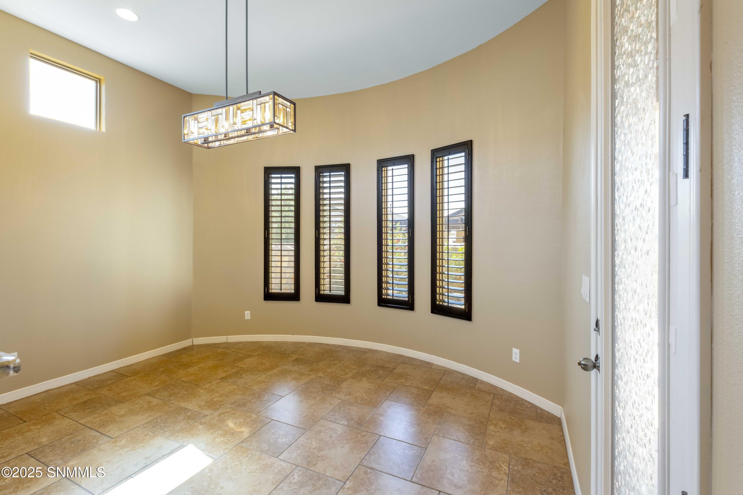 883 Blue Park Avenue Property Photo 13