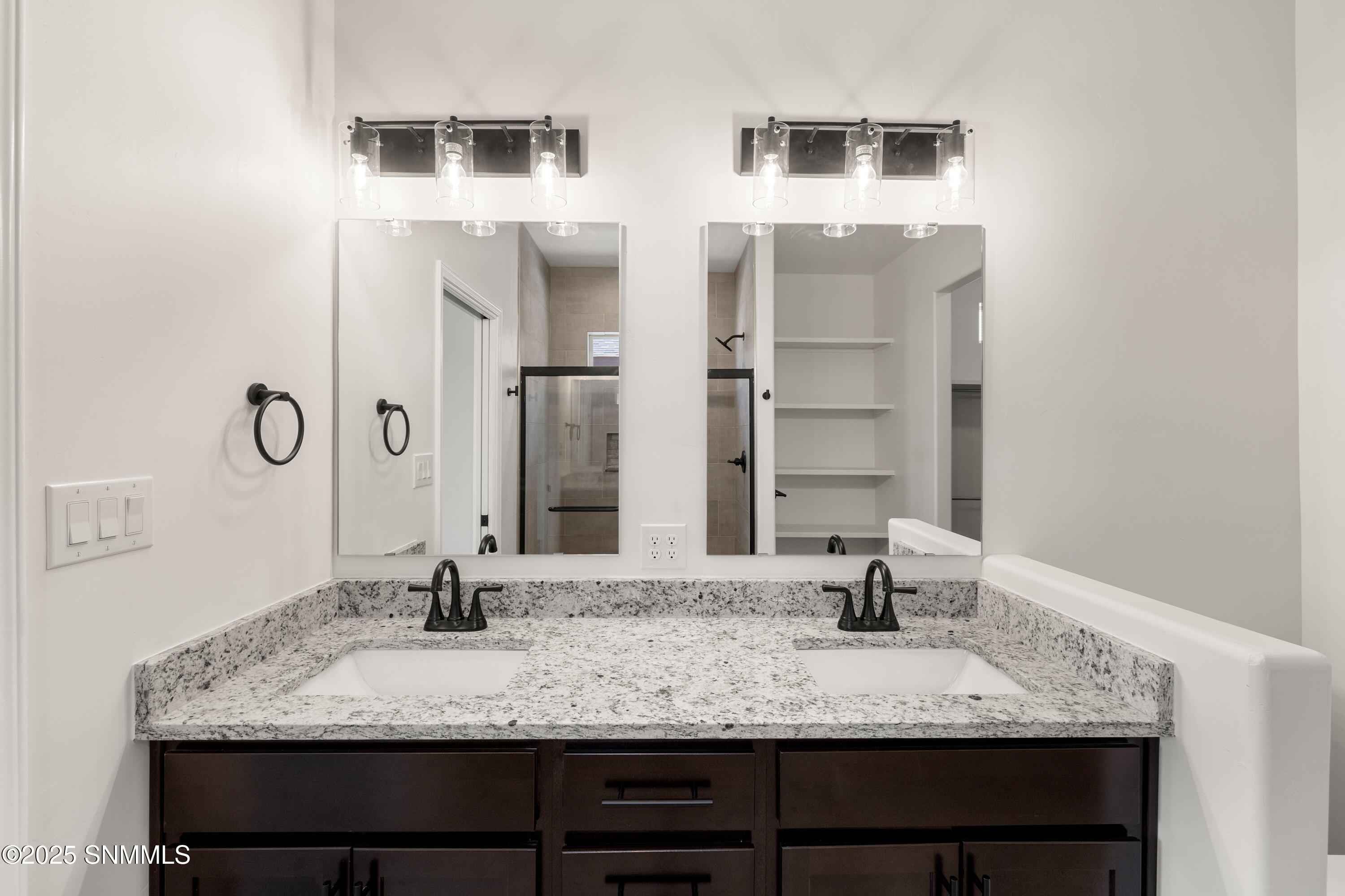 5970 Diaz Loop Property Photo 14