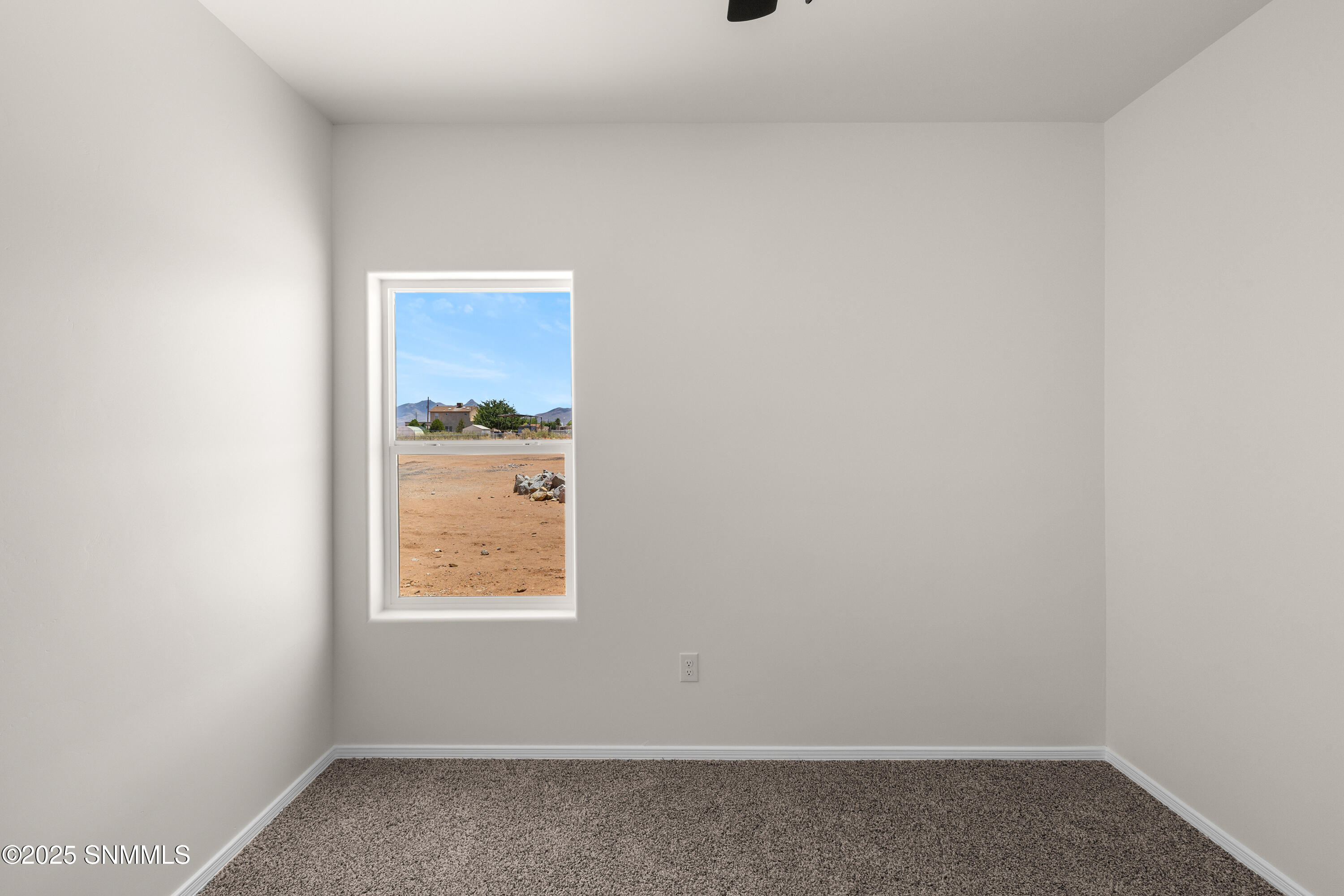 5970 Diaz Loop Property Photo 24