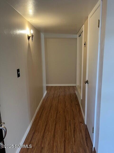 2640 Desert Drive Property Photo 4