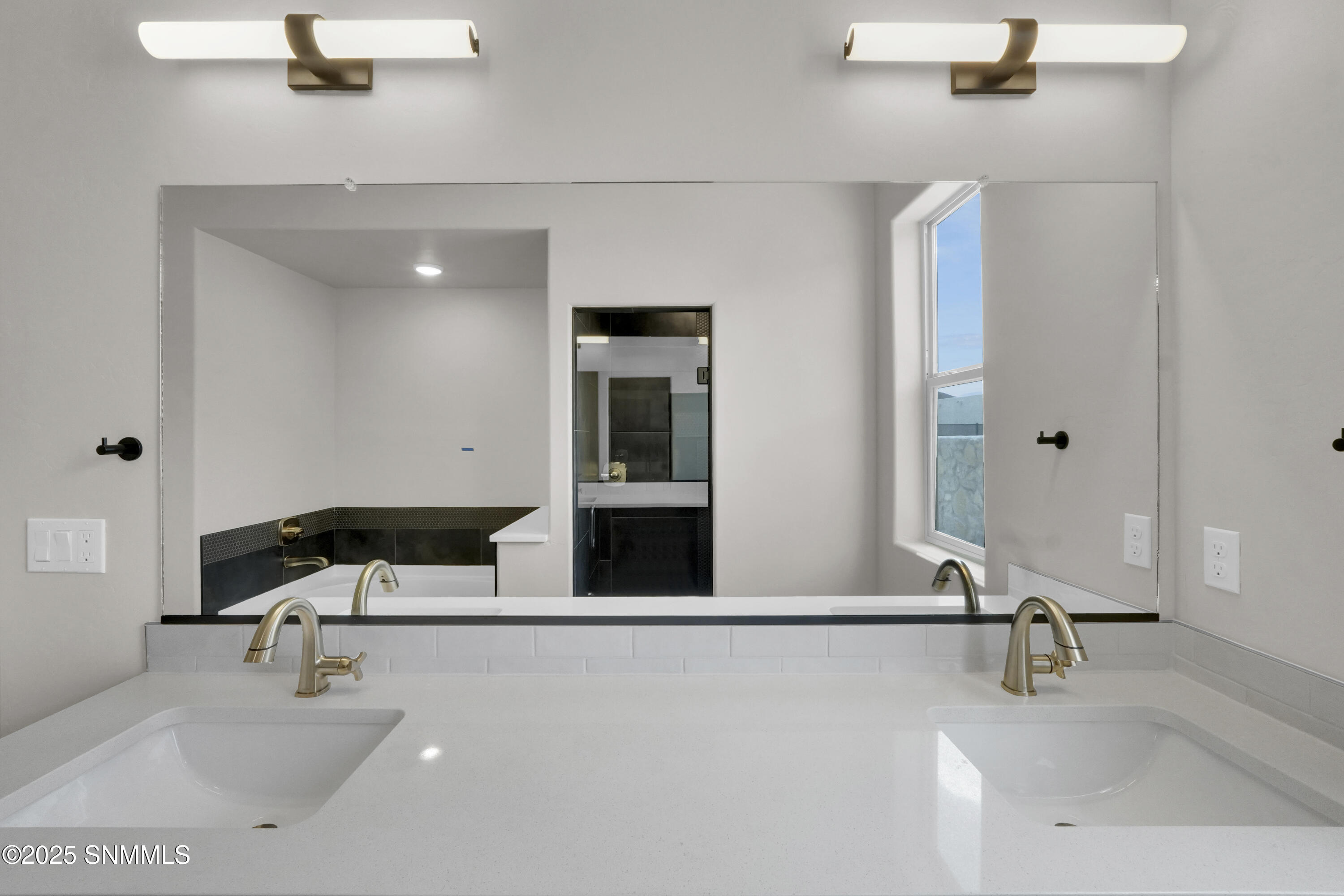 7345 Bedford Avenue Property Photo 18