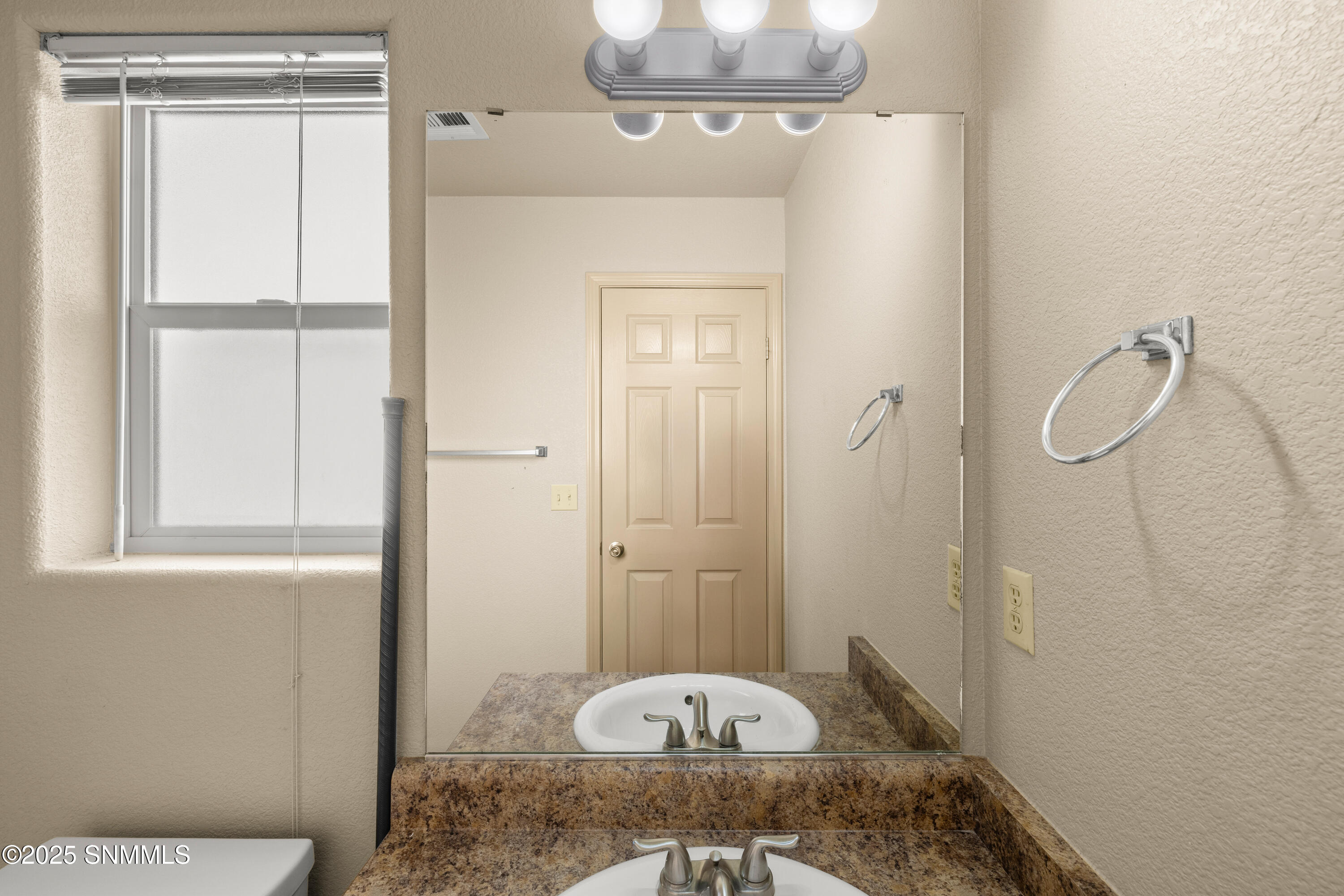 2976 Ancho Avenue Property Photo 16