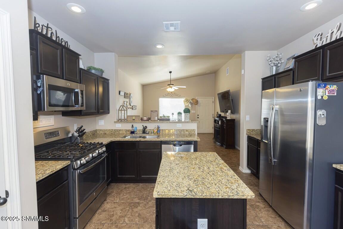 7134 Redondo Street Property Photo 9