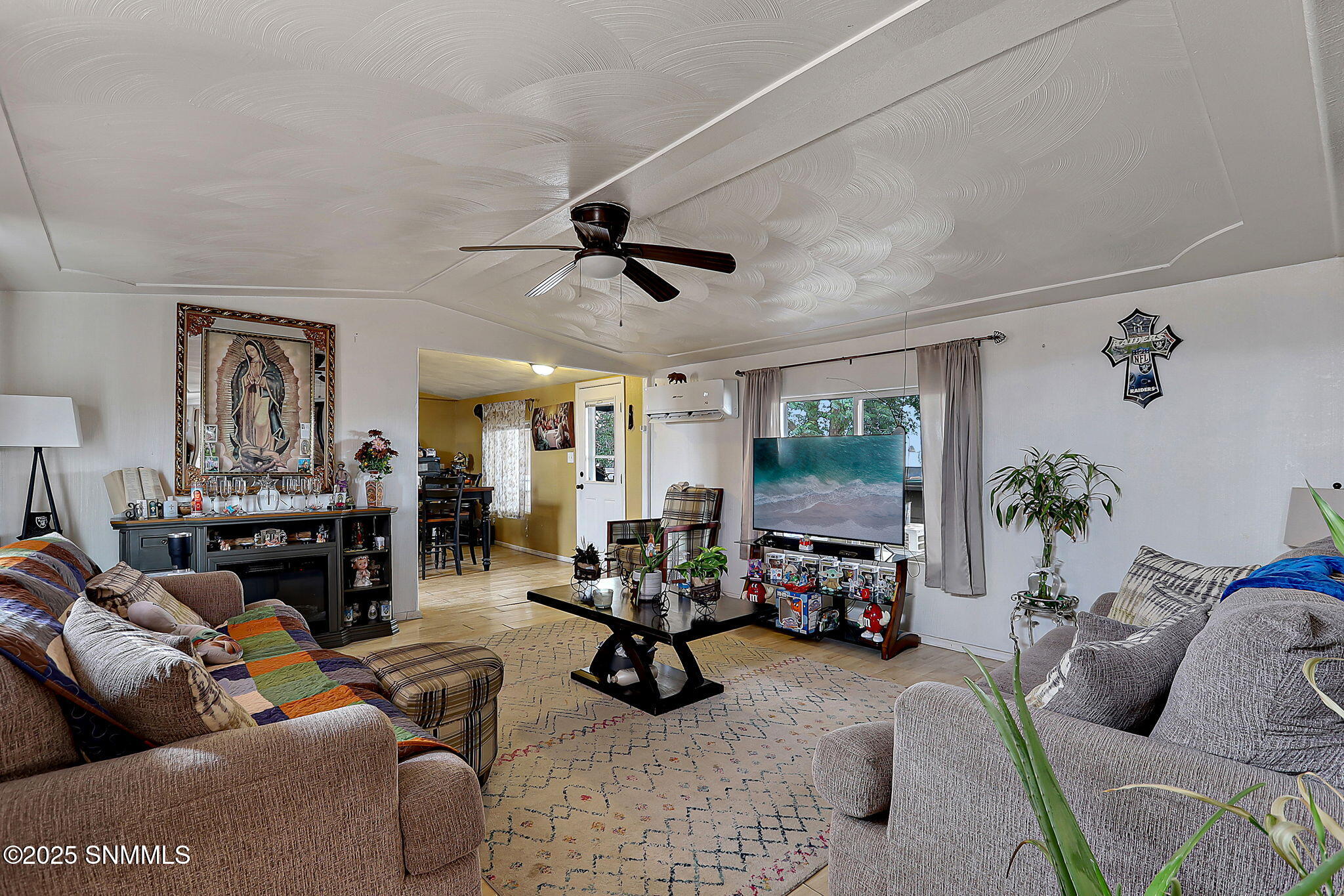 800 E Lisa Drive Property Photo 1