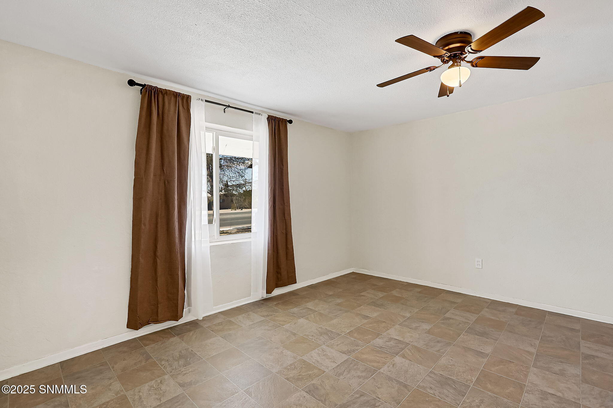 4004 Elks Drive Property Photo 17