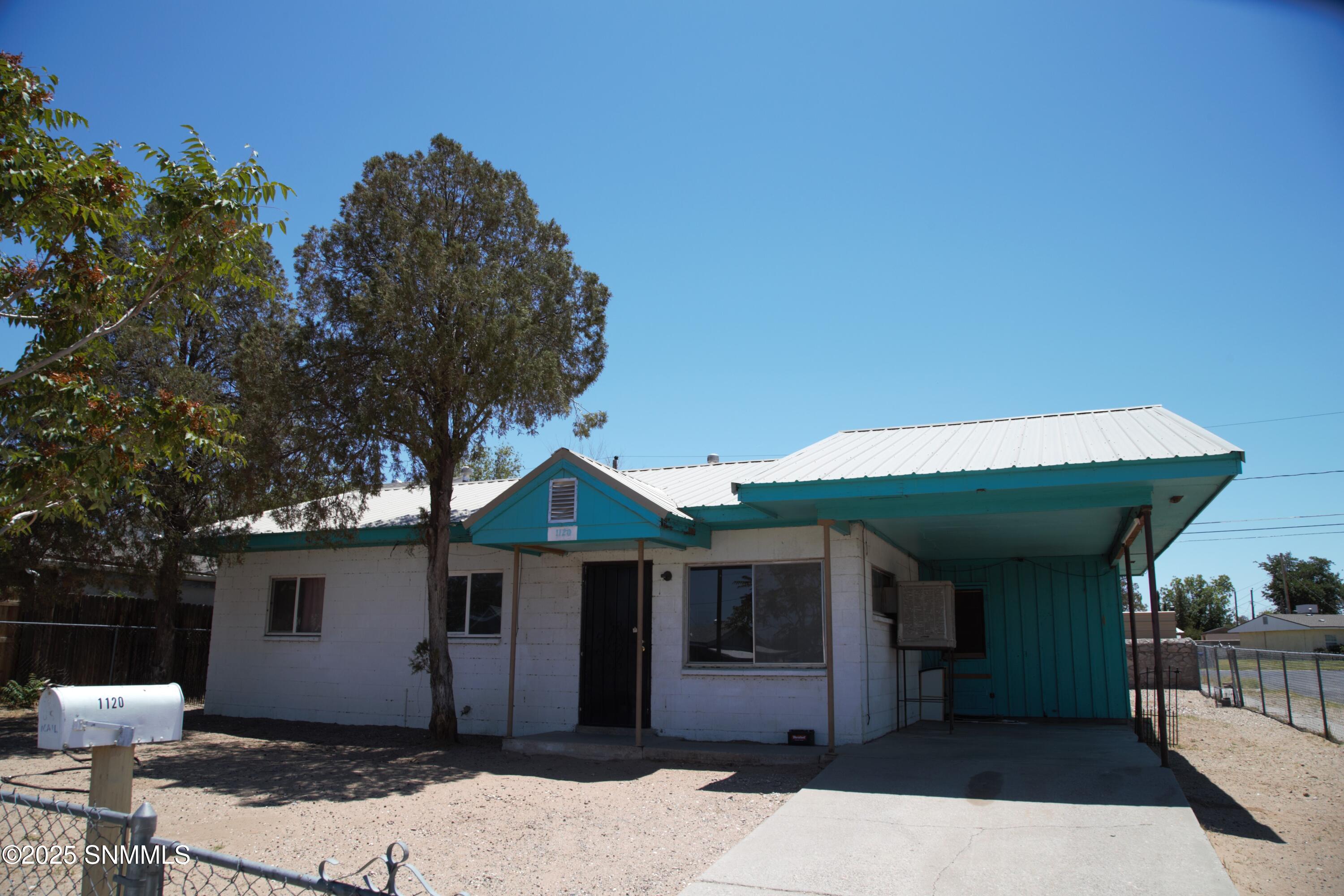 1120 Poplar Avenue Property Photo 2