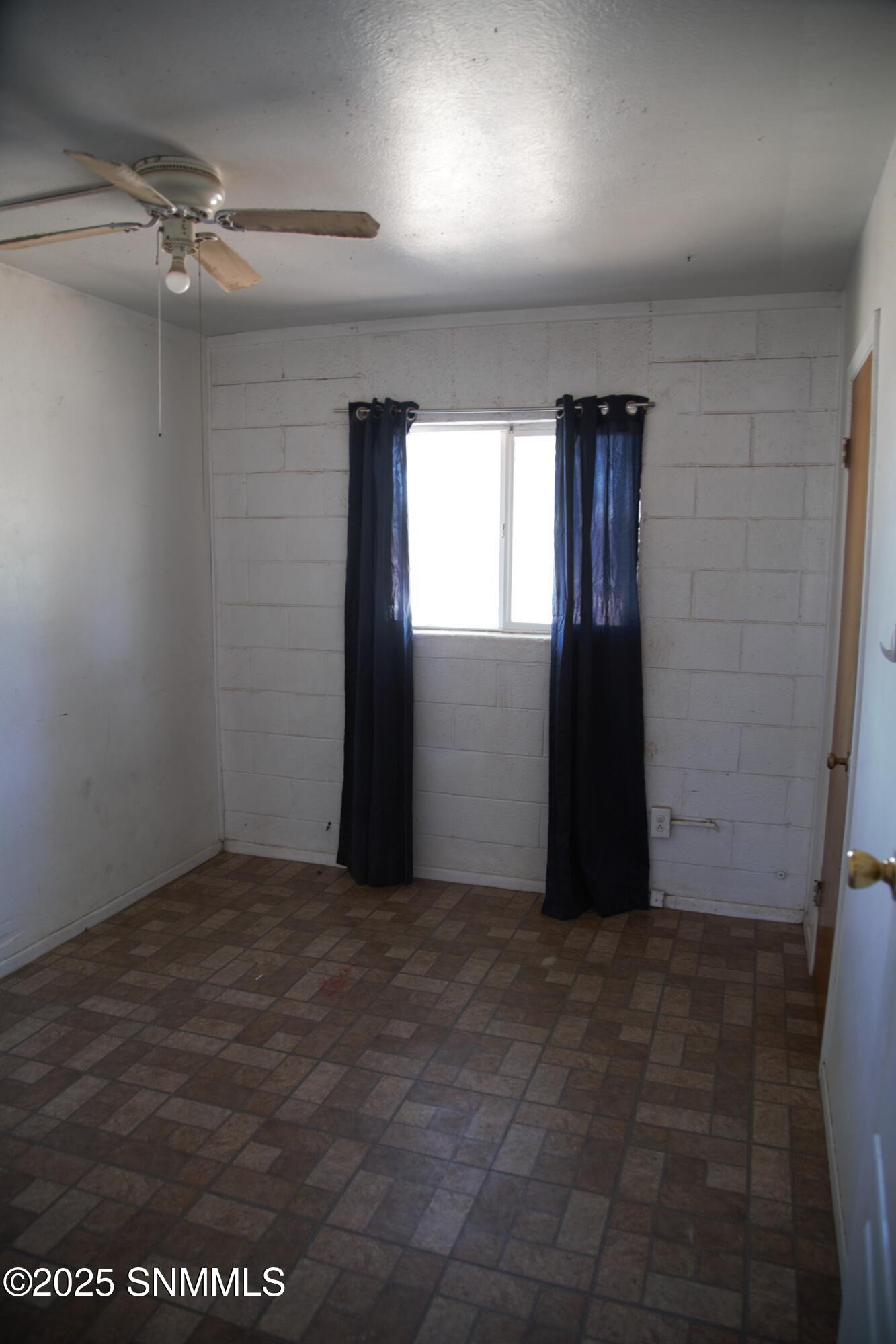 1120 Poplar Avenue Property Photo 9