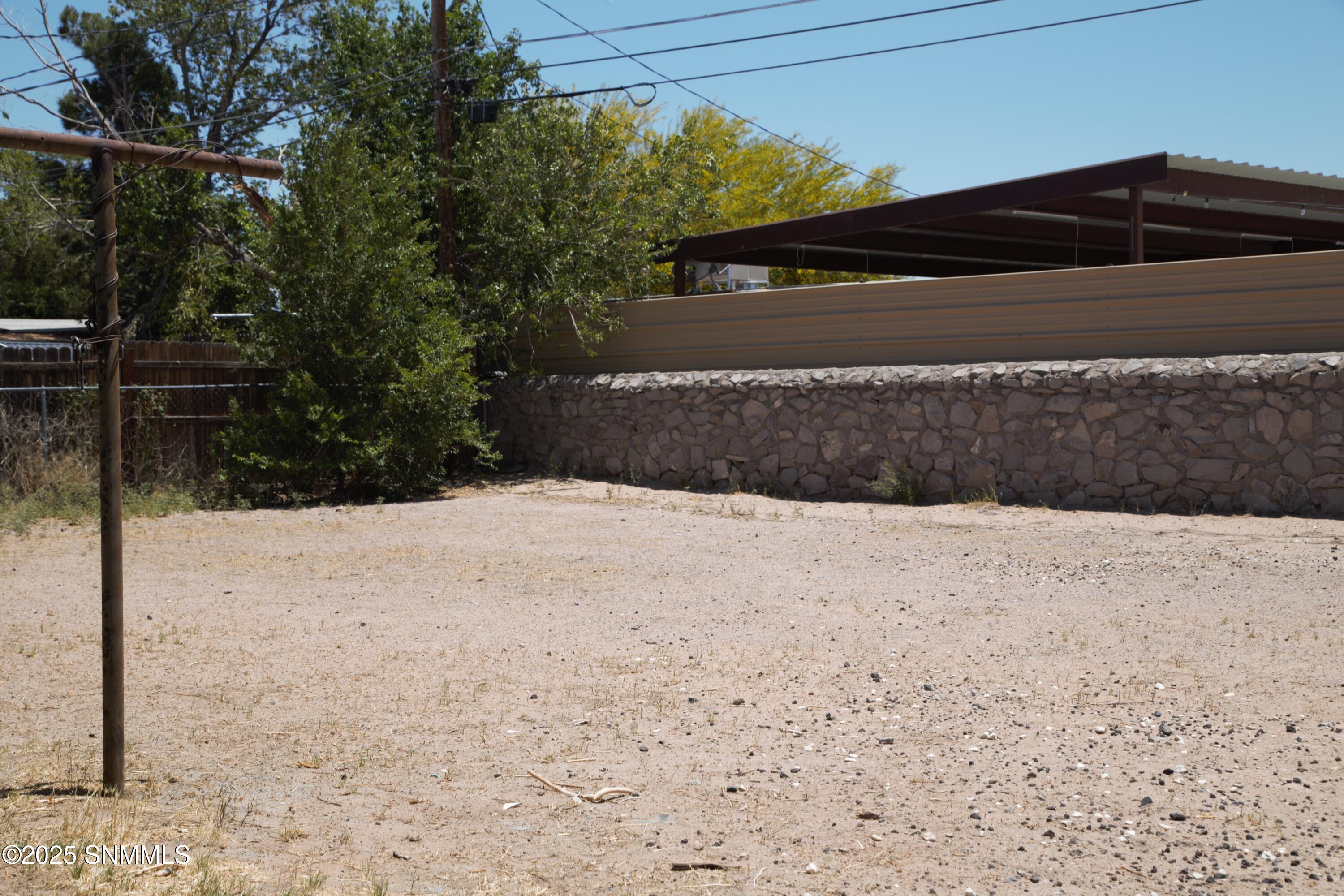 1120 Poplar Avenue Property Photo 13