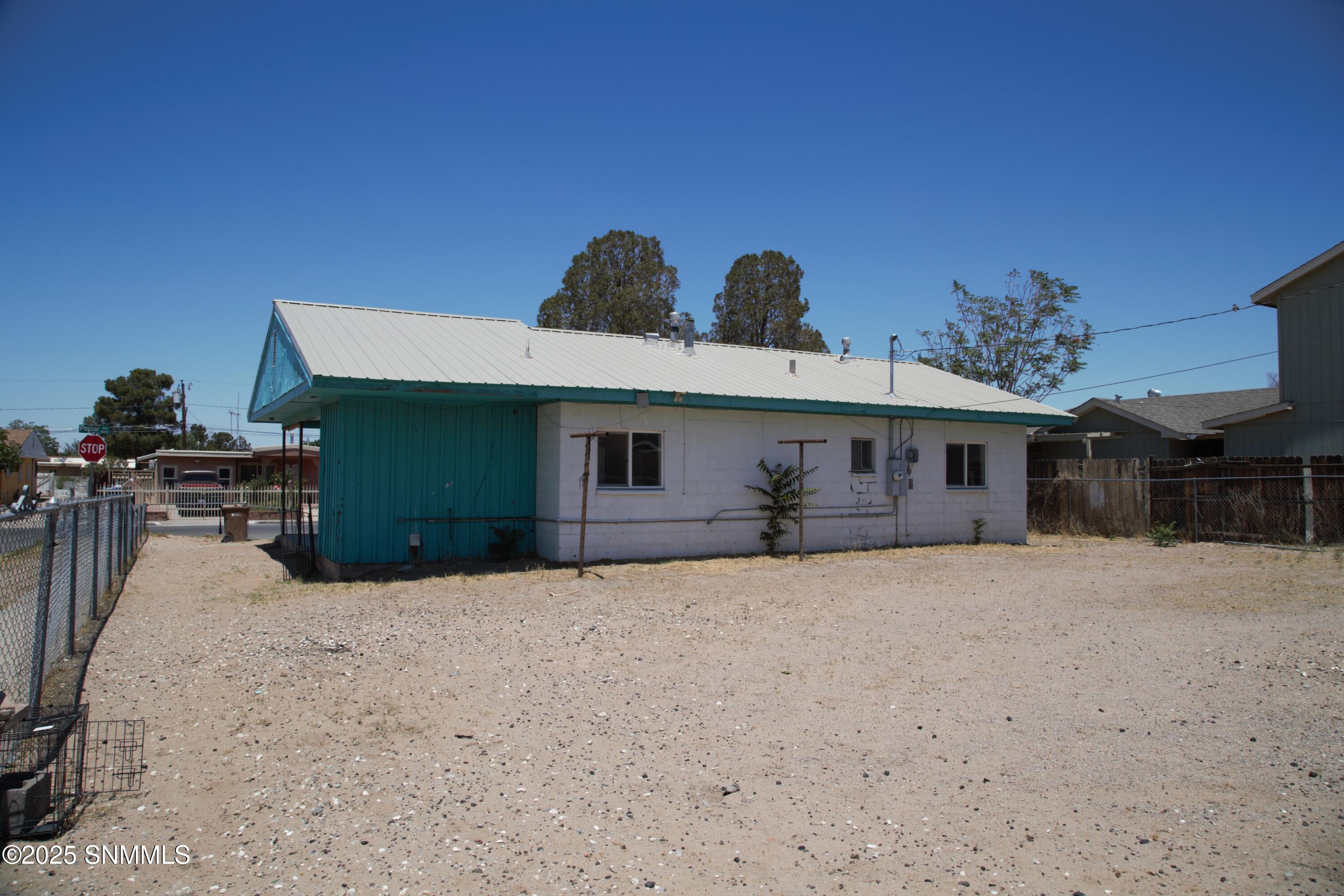 1120 Poplar Avenue Property Photo 14