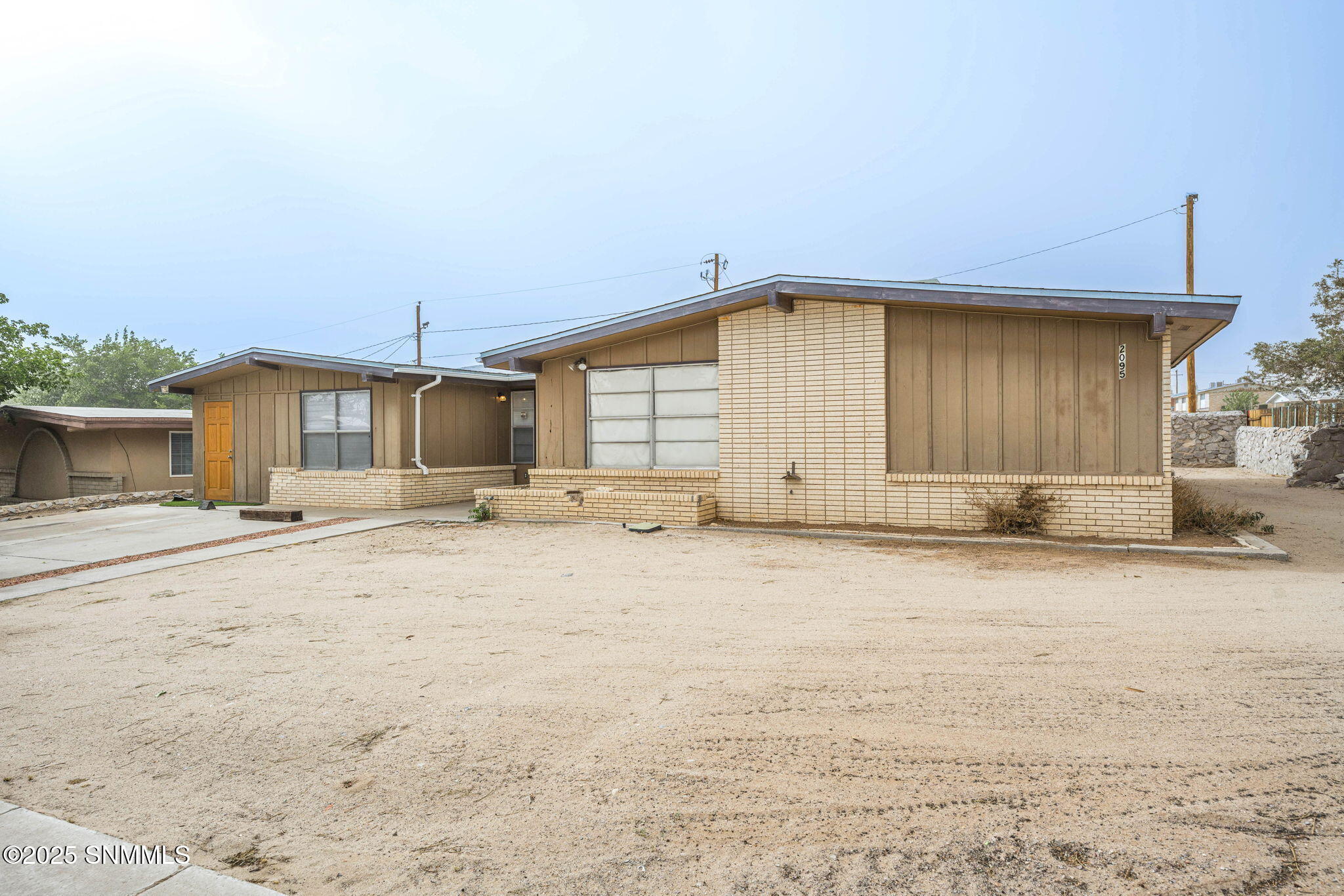 2095 Payne Ct Court Property Photo 2