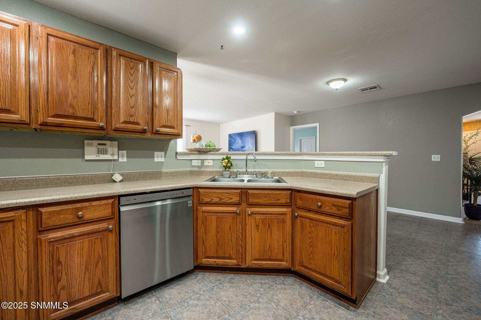 1382 Anasazi Court Property Photo 15