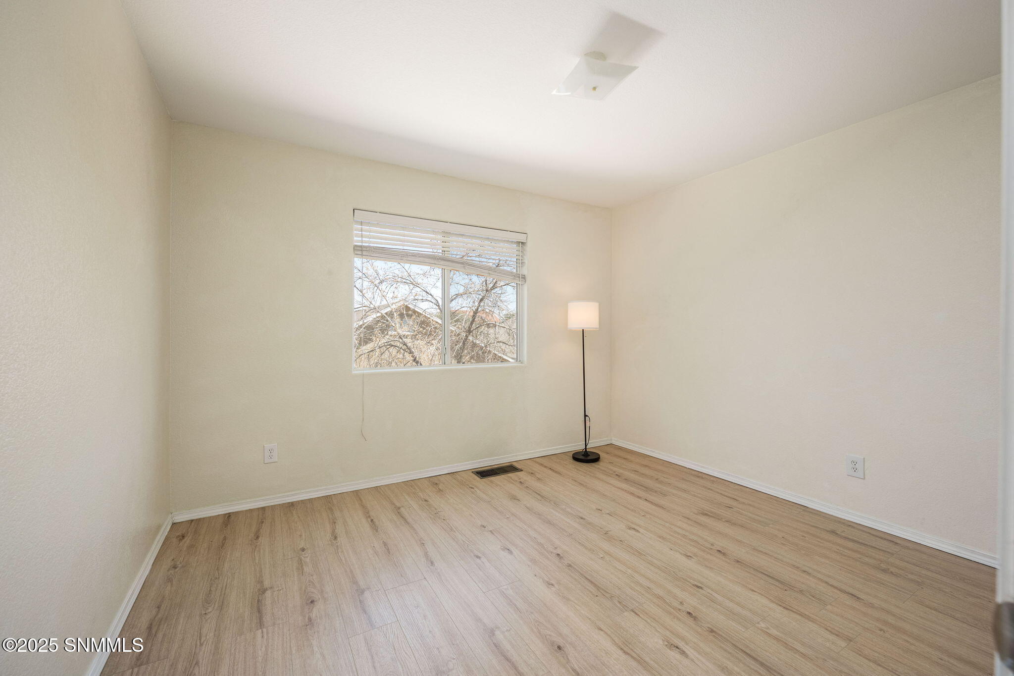 1382 Anasazi Court Property Photo 35