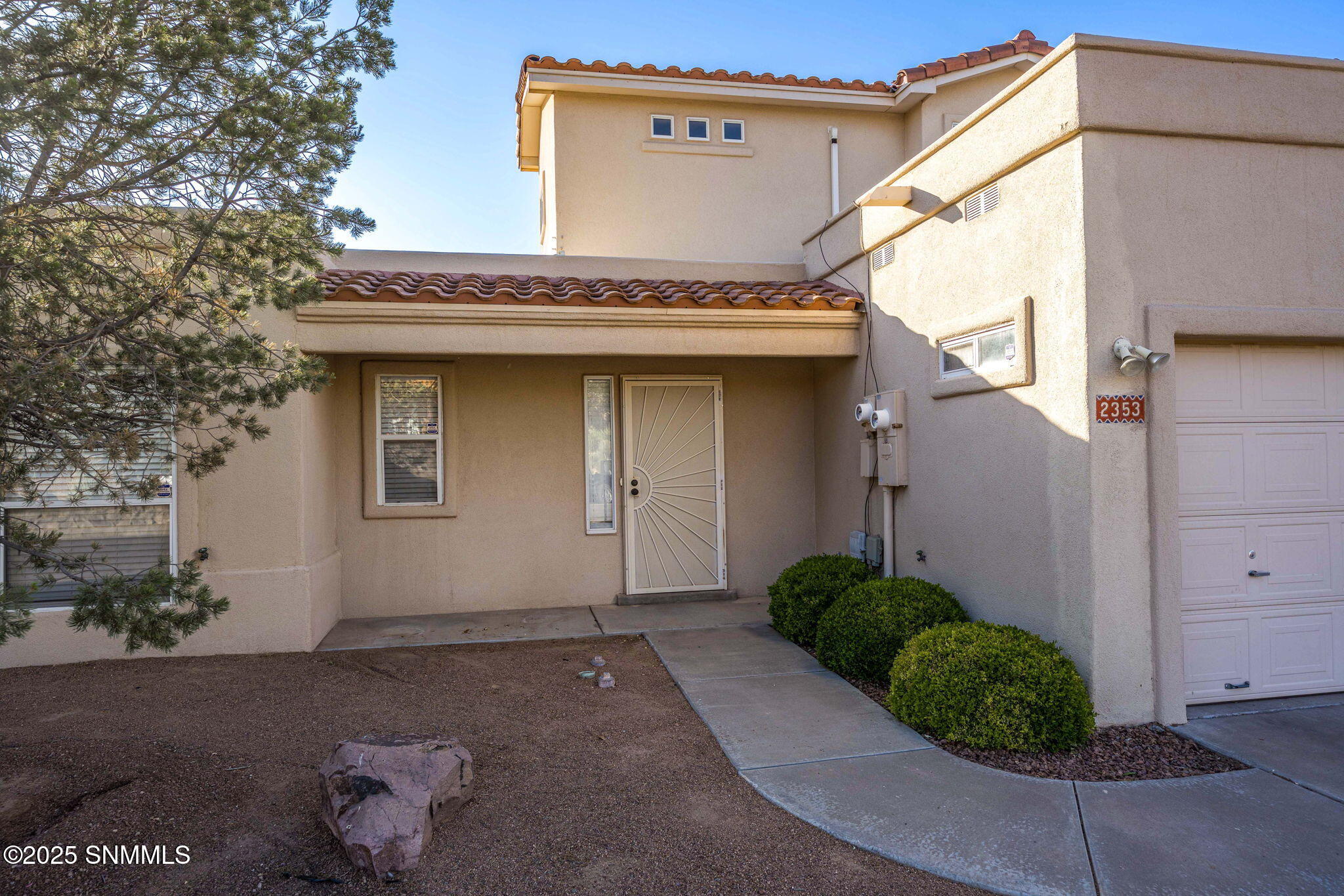 2353 Saturn Circle Property Photo 4