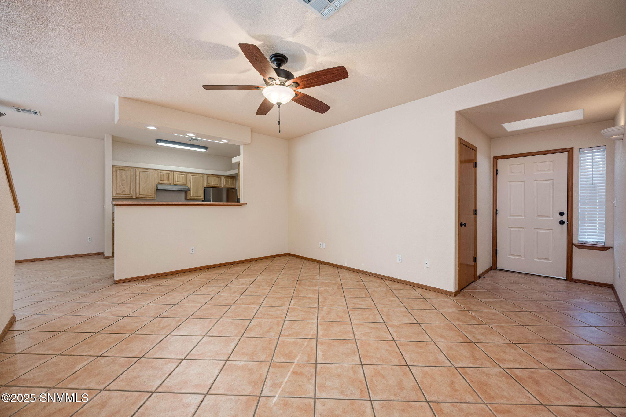 2353 Saturn Circle Property Photo 6