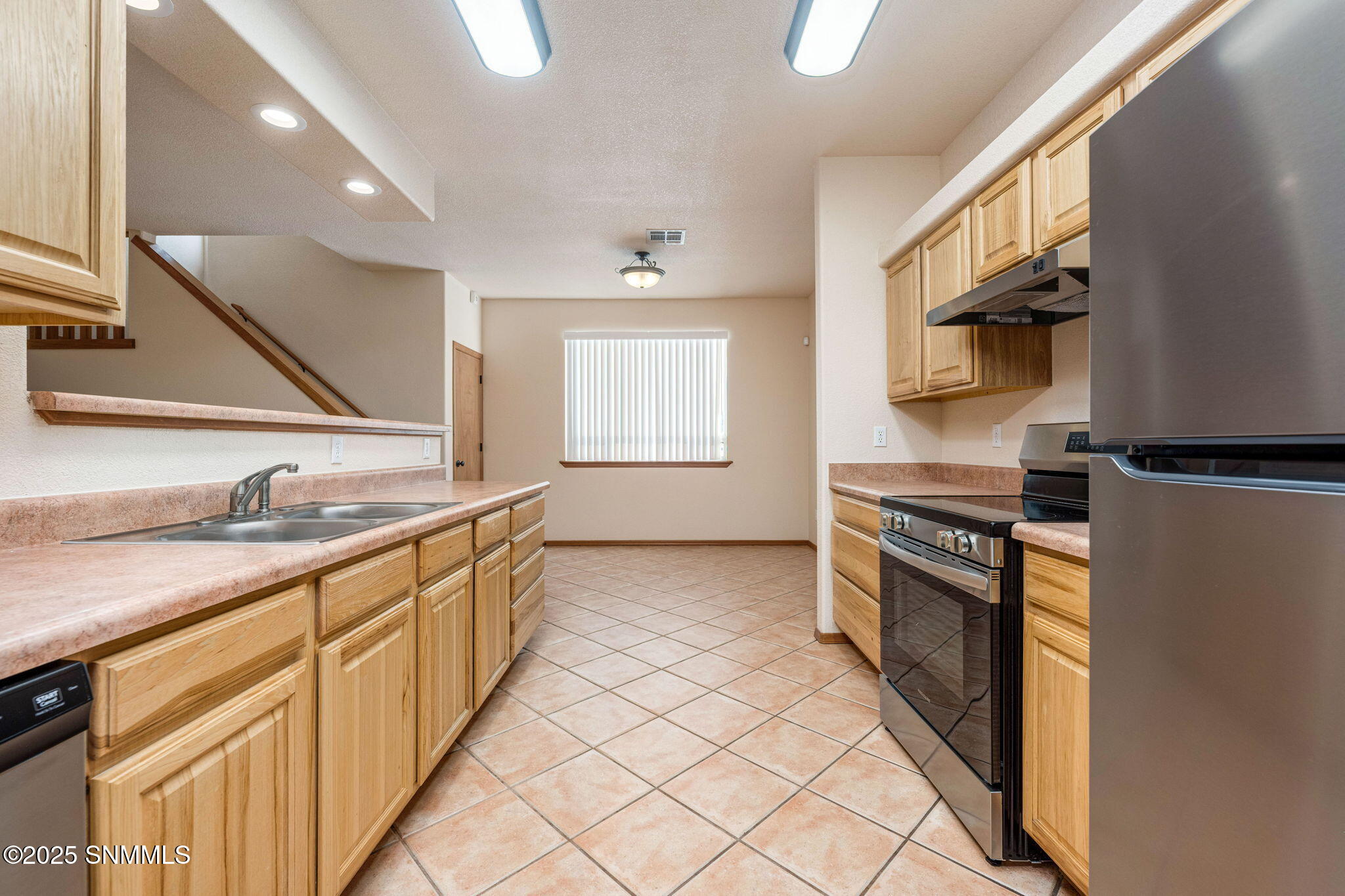 2353 Saturn Circle Property Photo 13