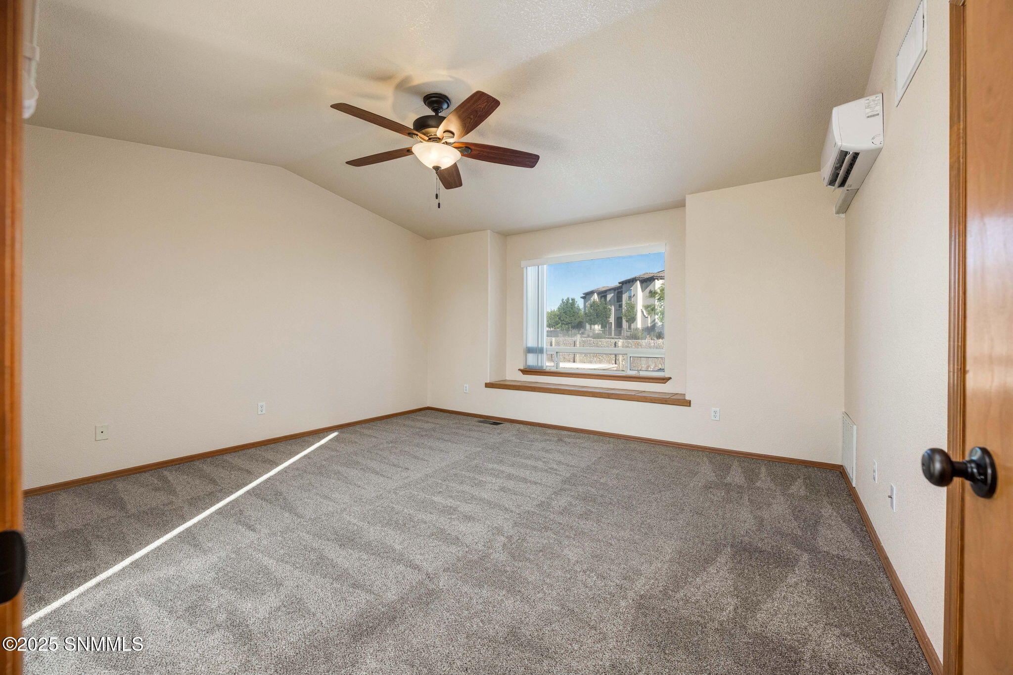 2353 Saturn Circle Property Photo 22
