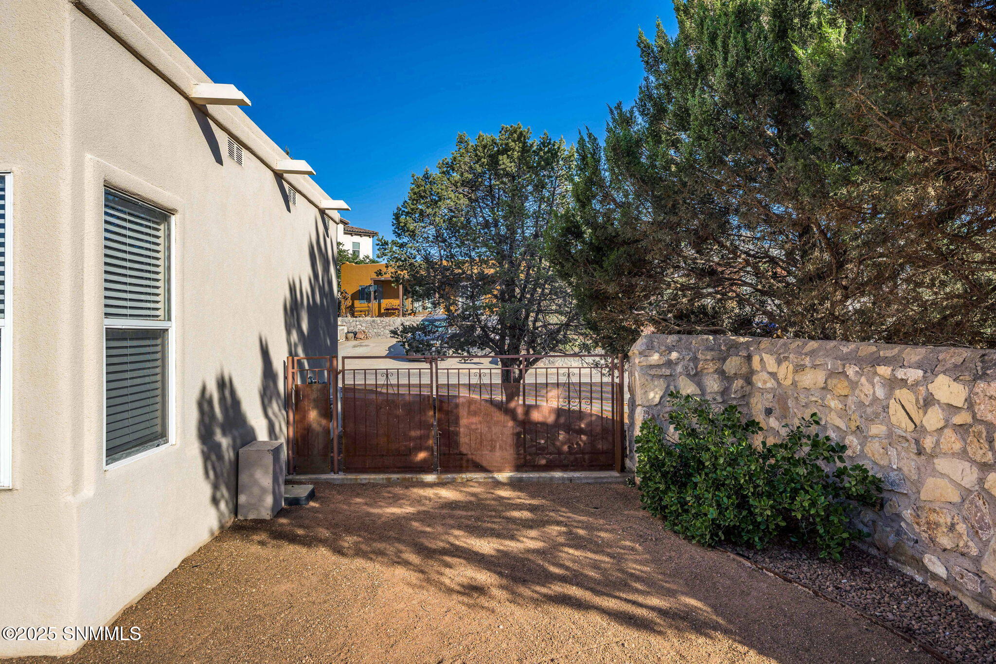 2353 Saturn Circle Property Photo 40