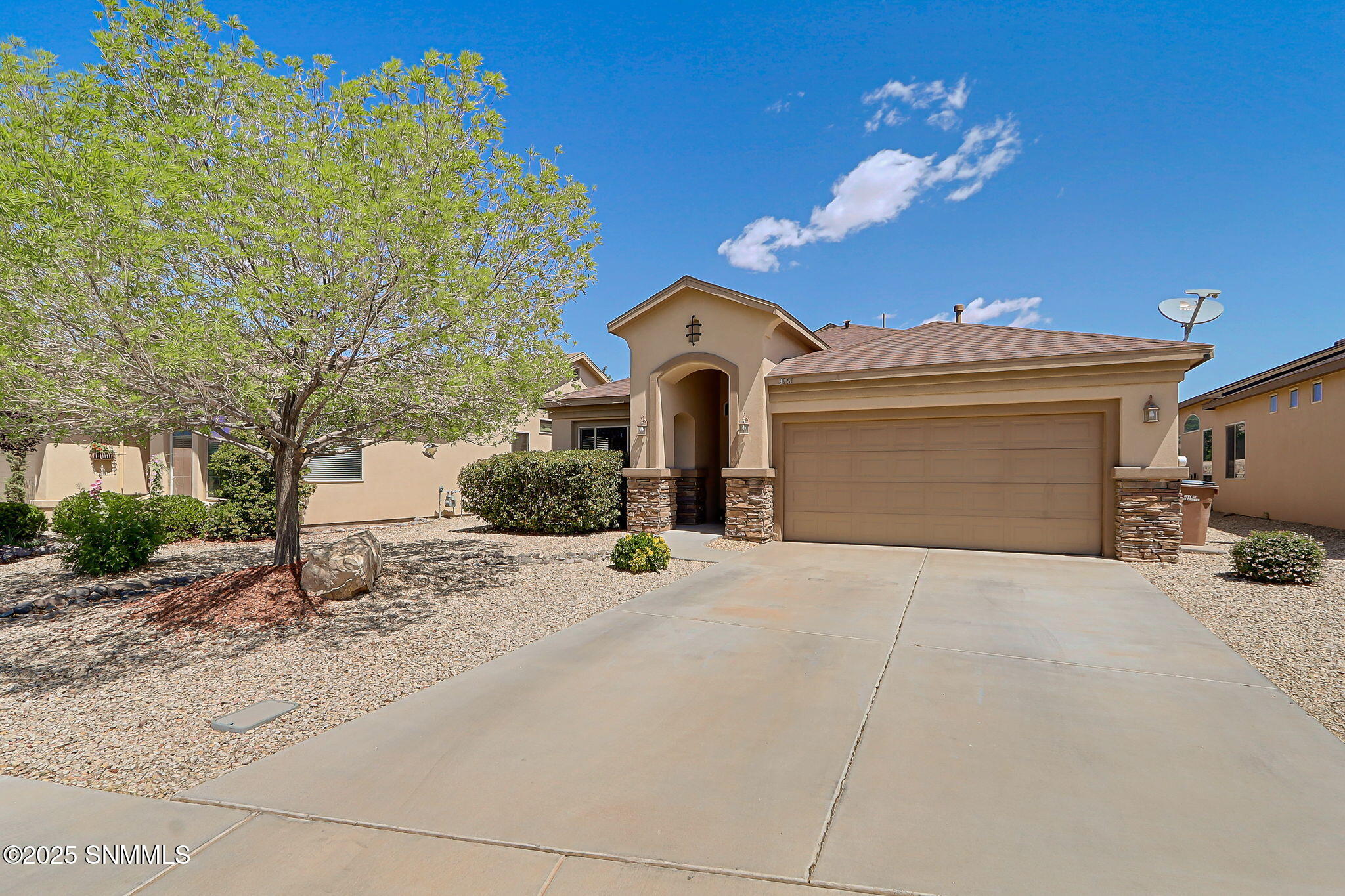 3961 Sombra Morada Road Property Photo 1