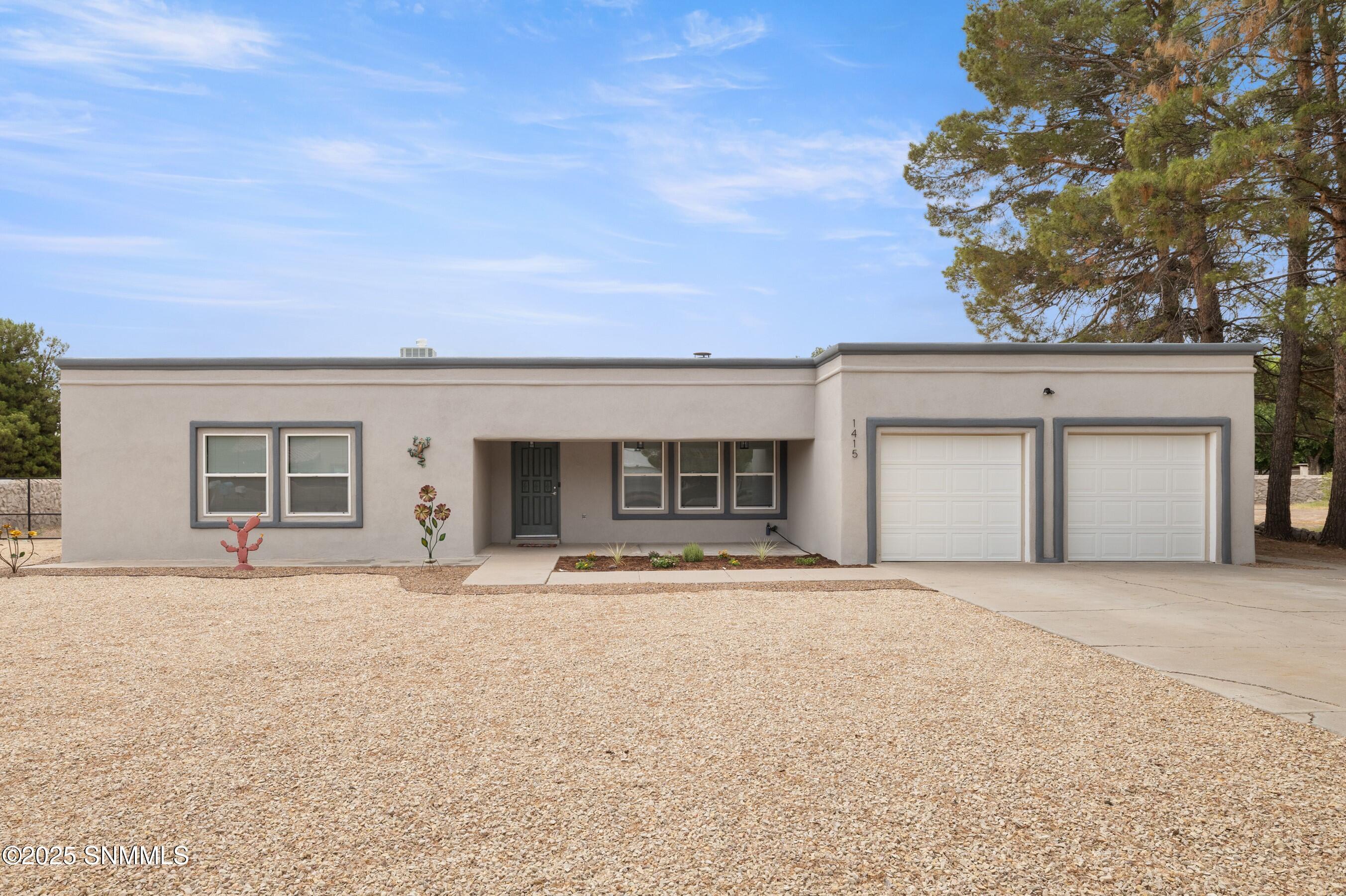 1415 Tierra Del Sol Drive Property Photo 1