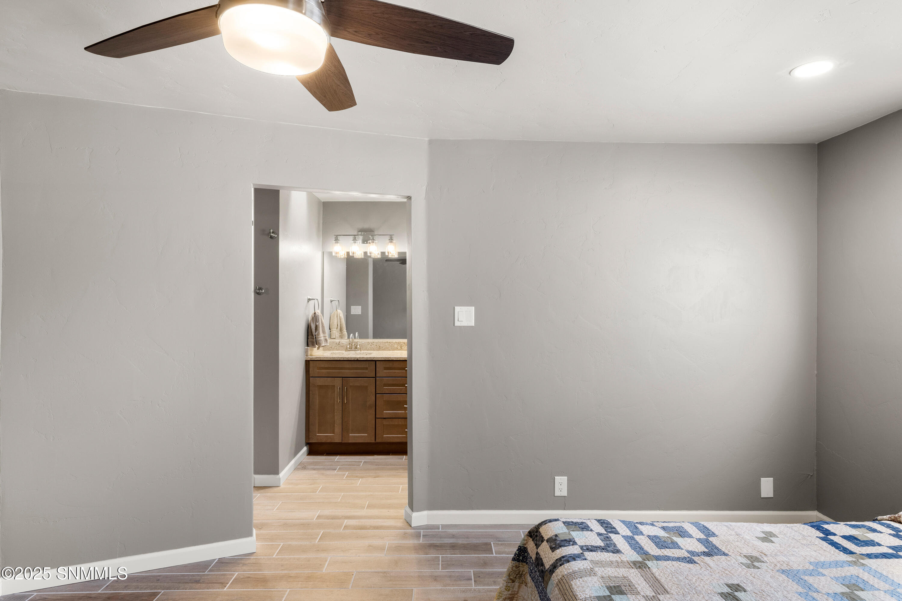 1415 Tierra Del Sol Drive Property Photo 20