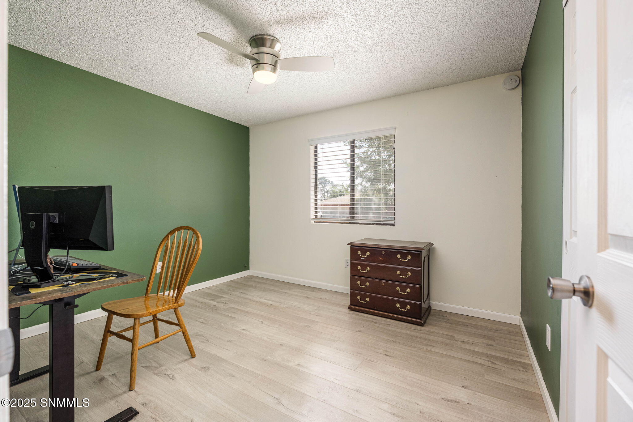 2412 Iowa Avenue Property Photo 21