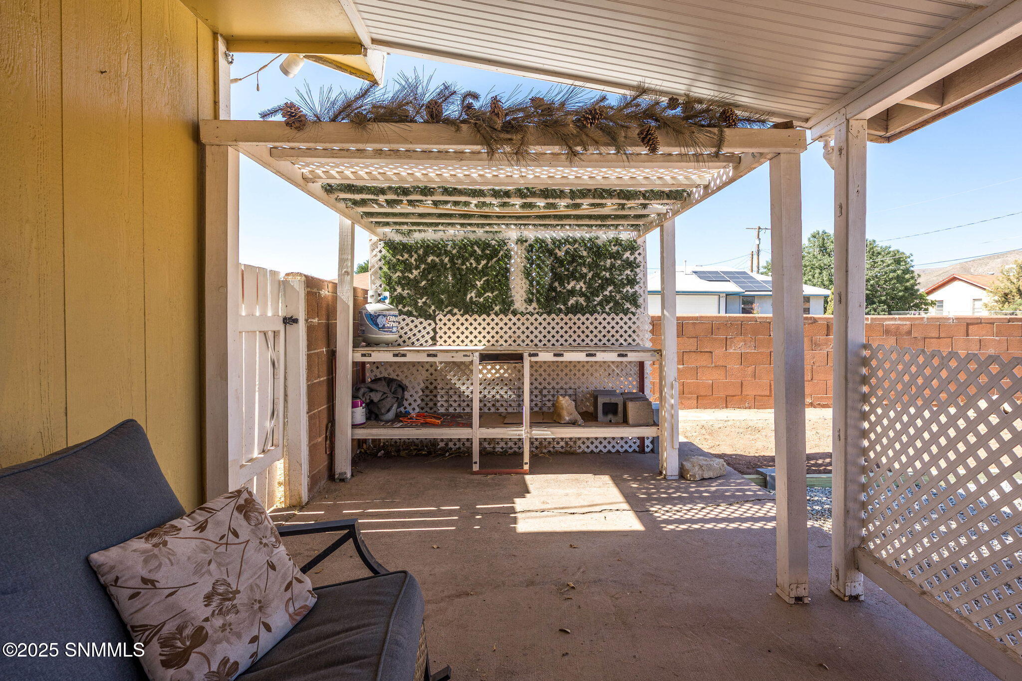 2412 Iowa Avenue Property Photo 27