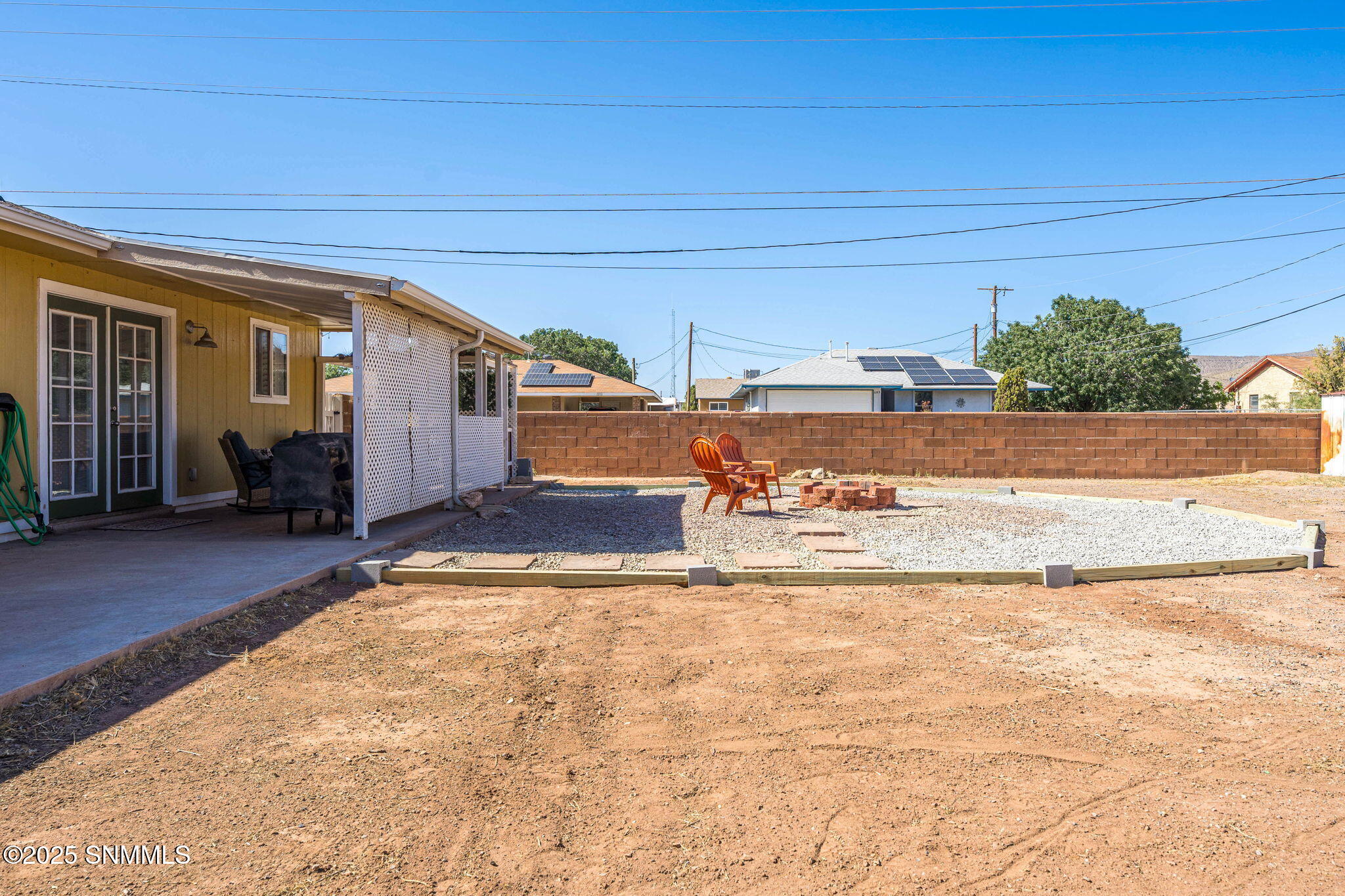 2412 Iowa Avenue Property Photo 36