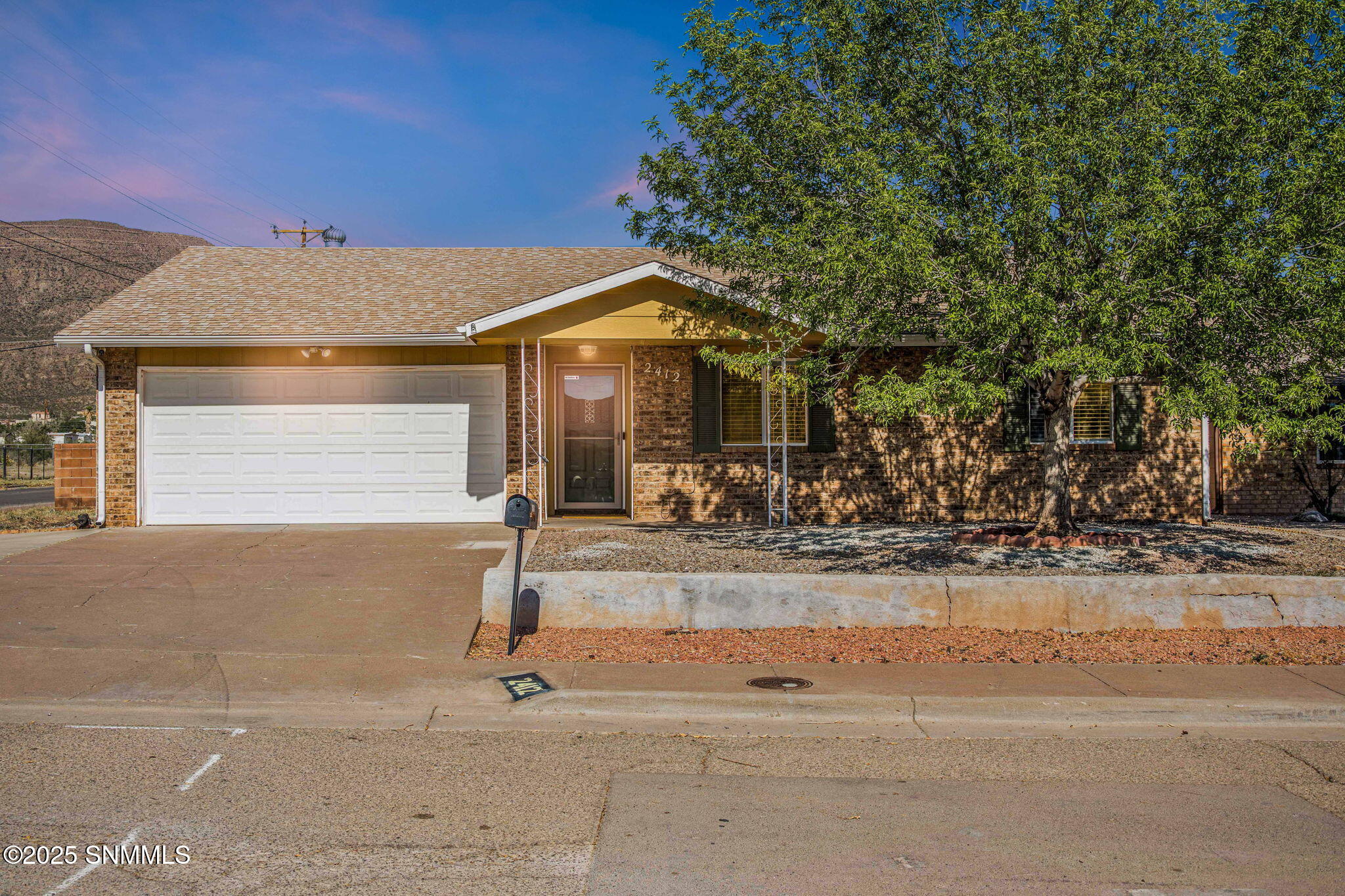 2412 Iowa Avenue Property Photo 43