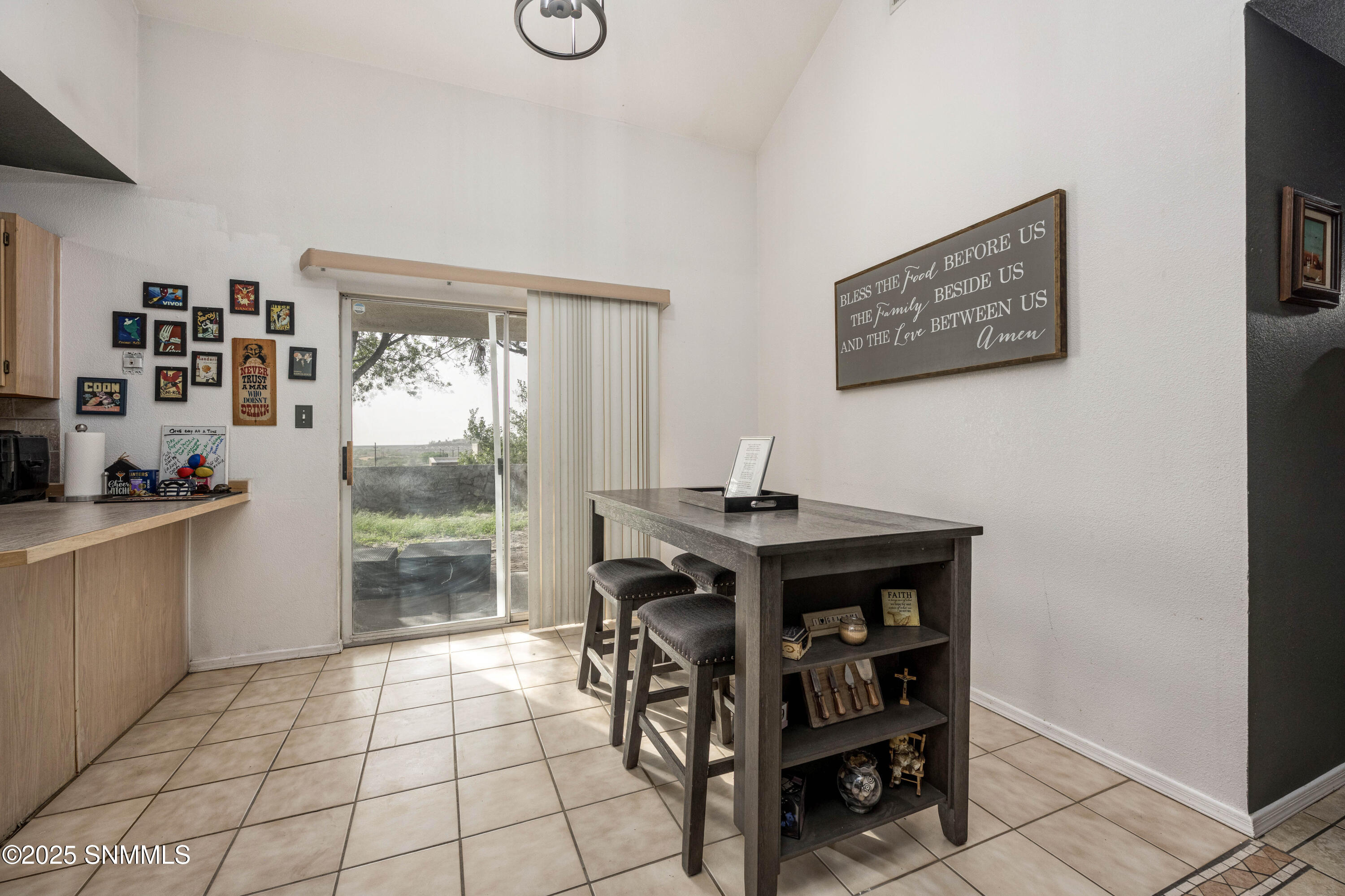 700 Scenic View Drive Property Photo 12