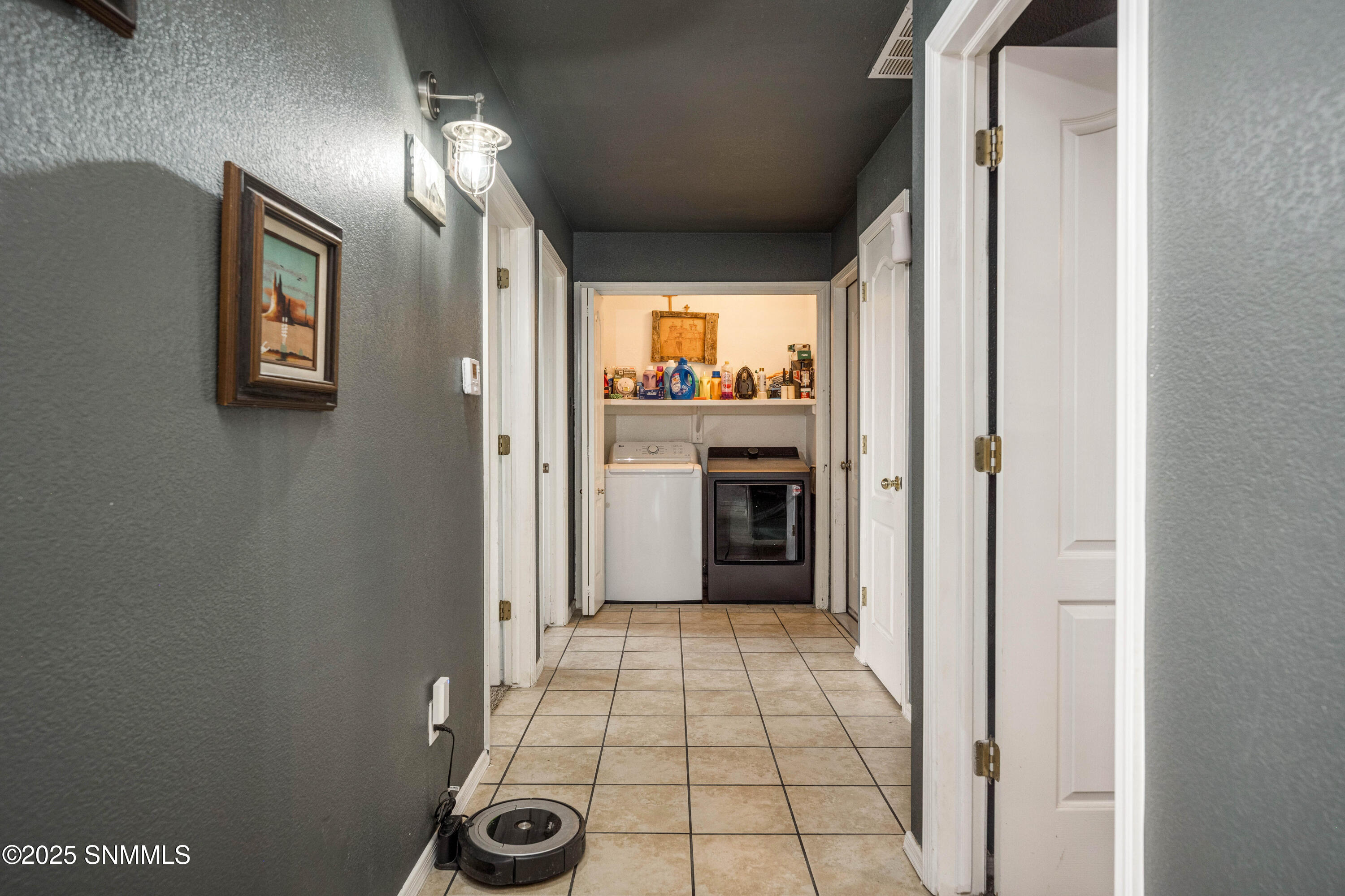 700 Scenic View Drive Property Photo 13
