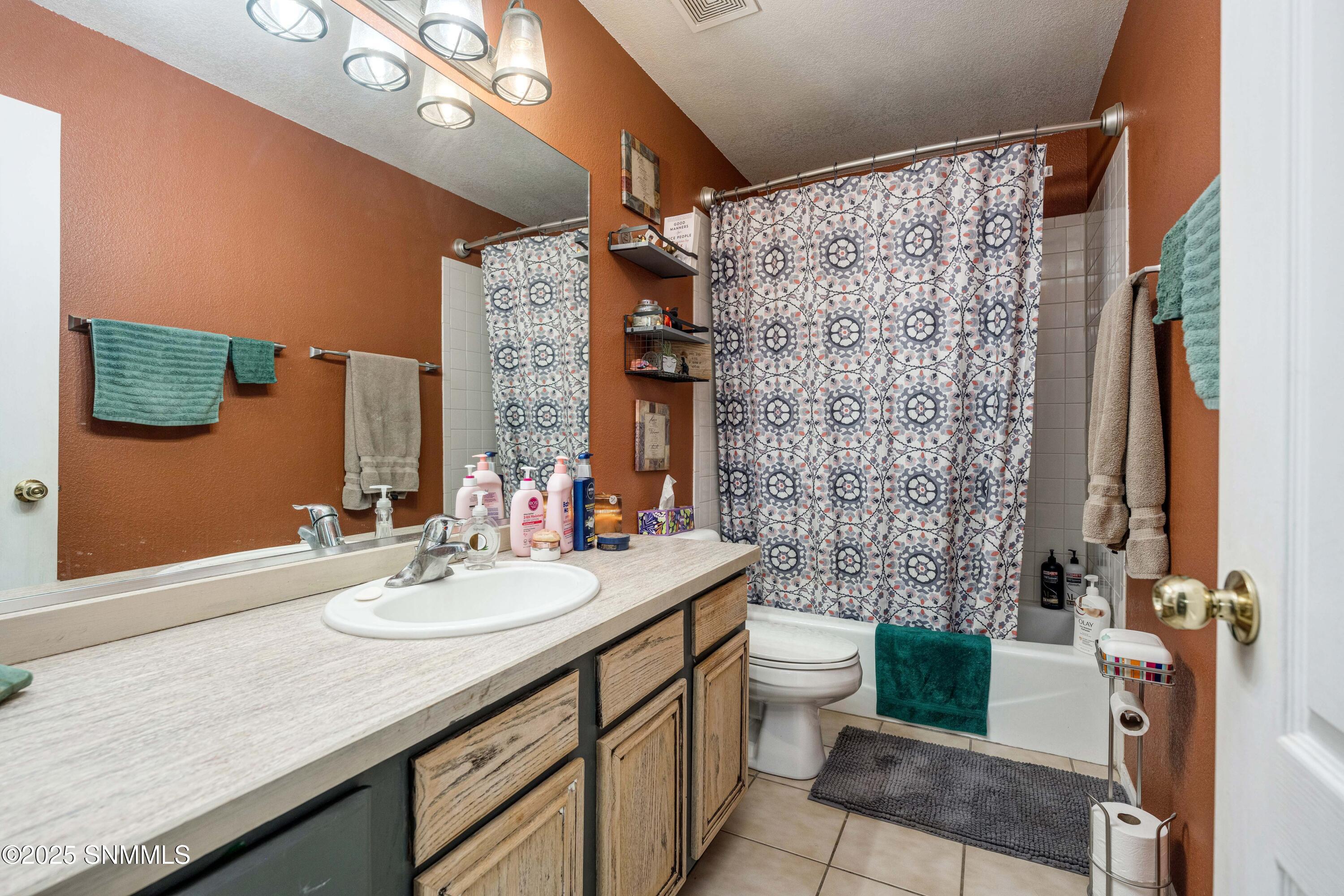 700 Scenic View Drive Property Photo 24
