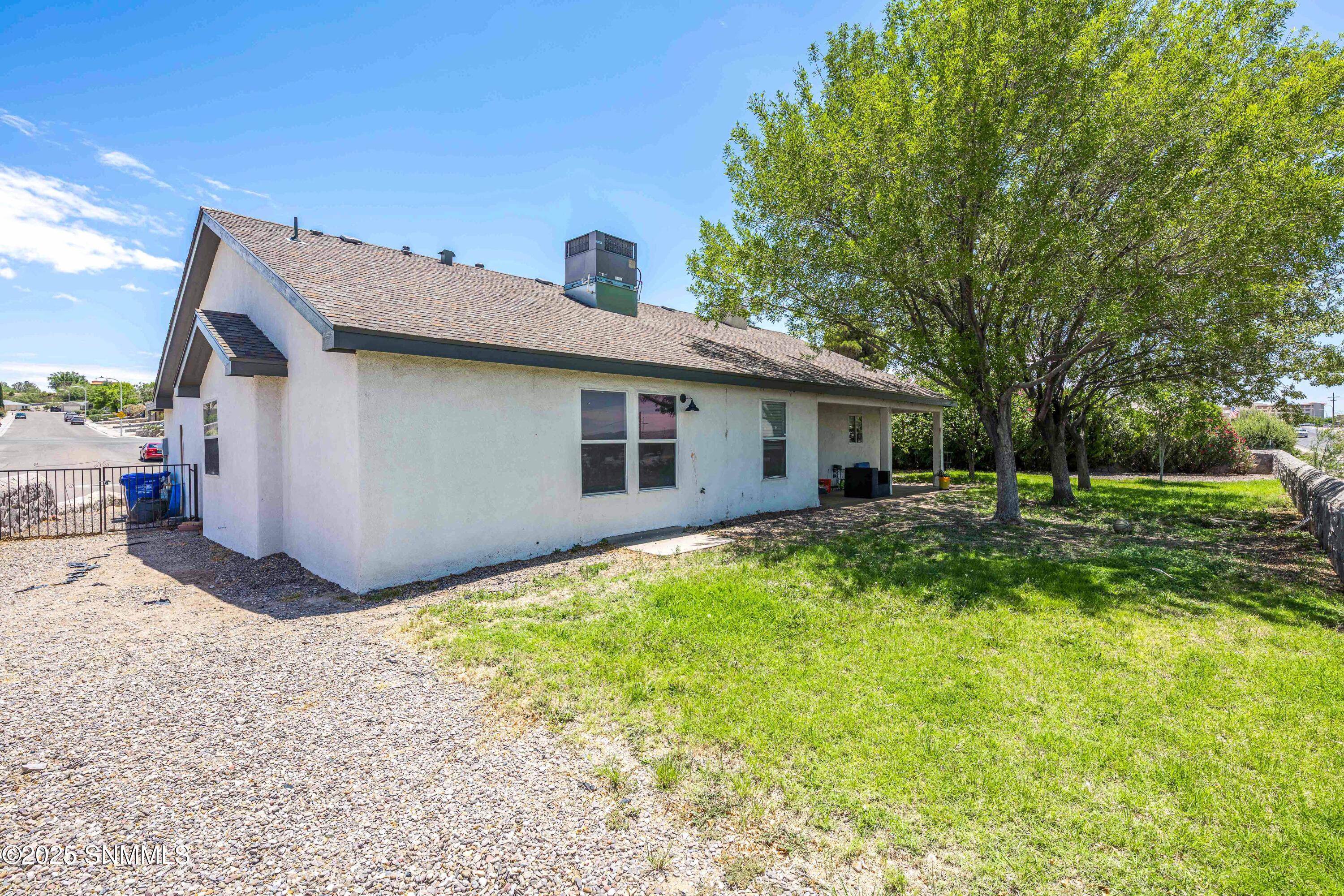 700 Scenic View Drive Property Photo 30