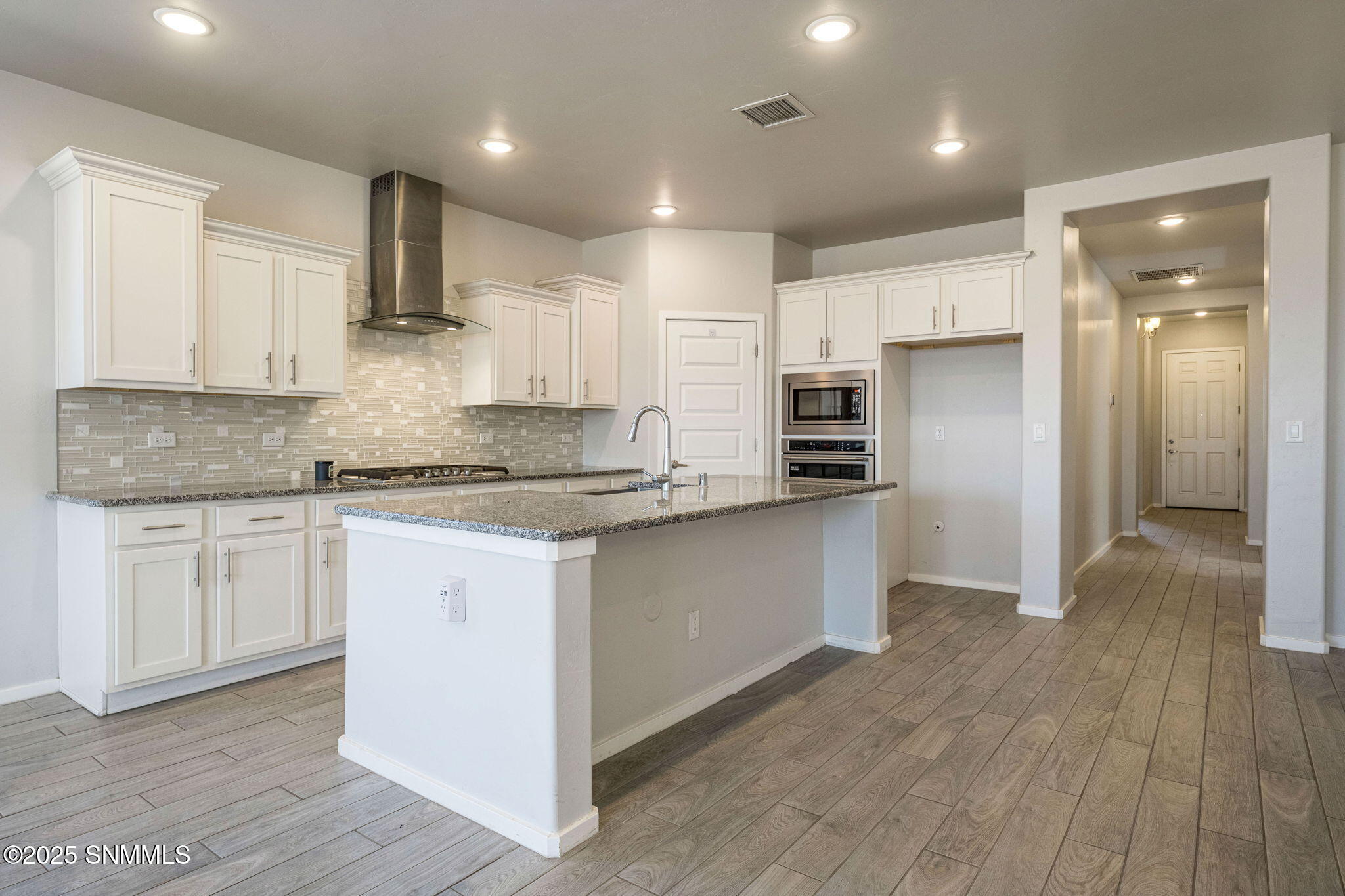 4632 Toluca Avenue Property Photo 9