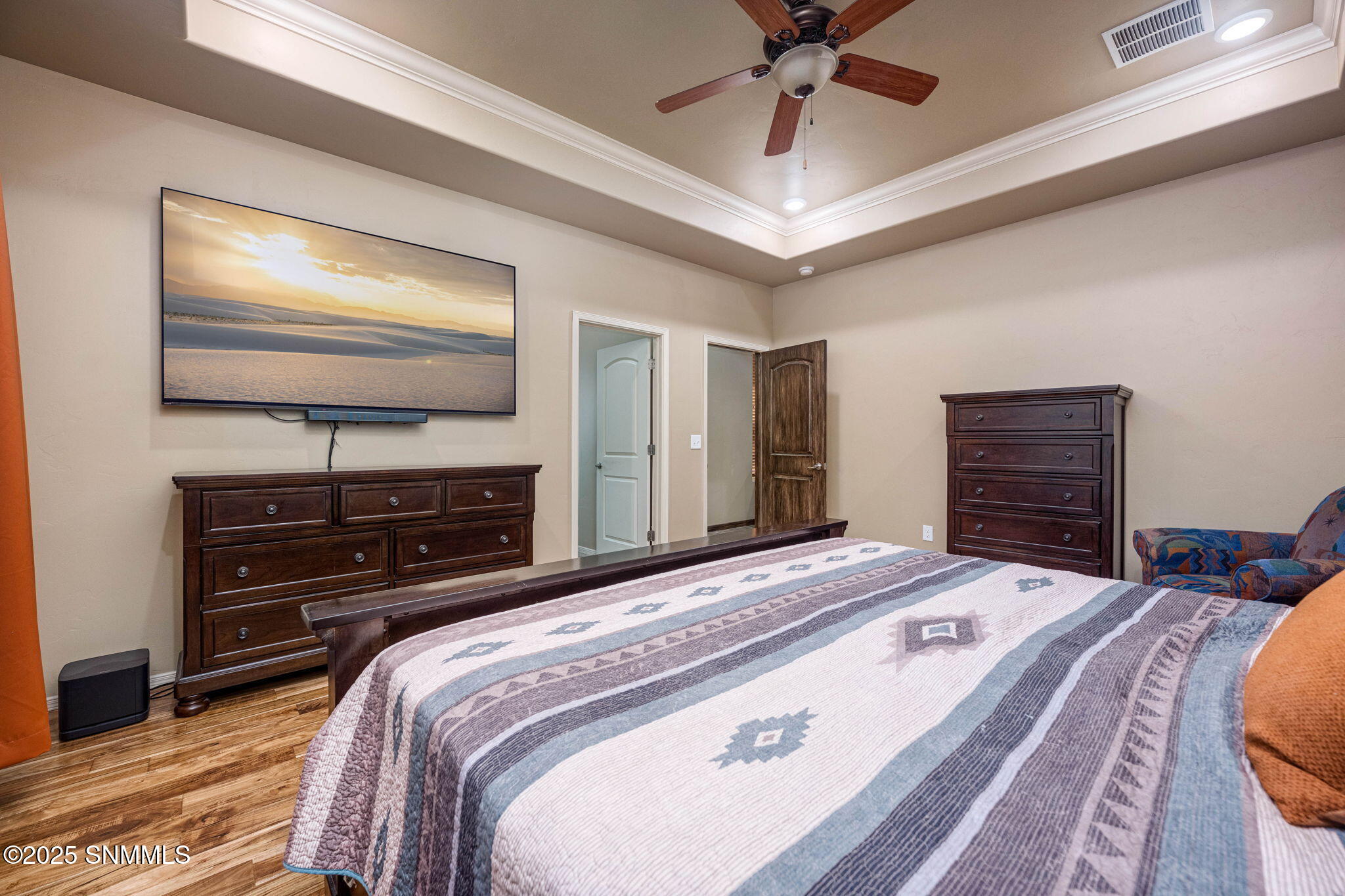 4335 Isleta Court Property Photo 18