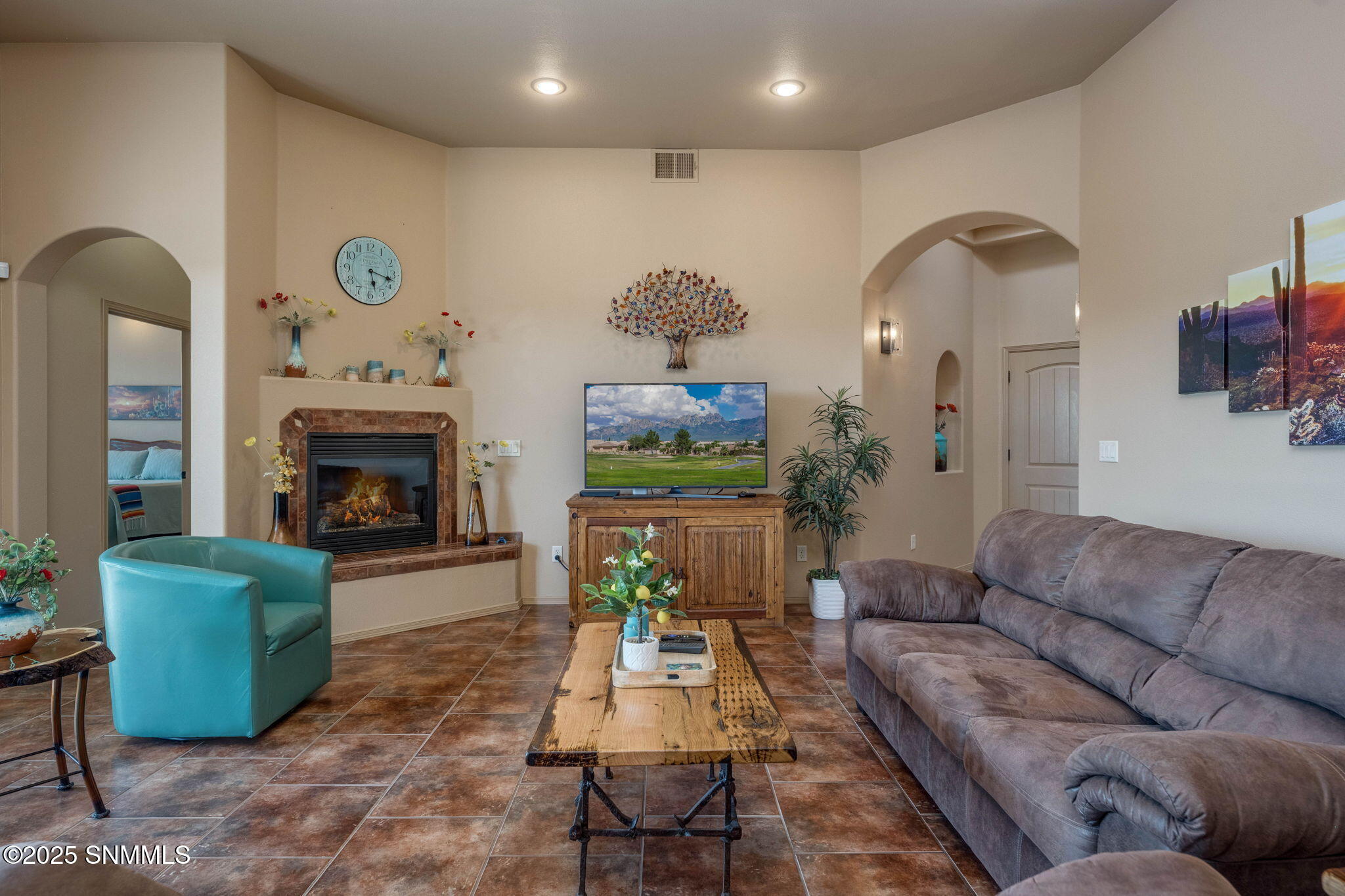 4325 Hopi Court Property Photo 8