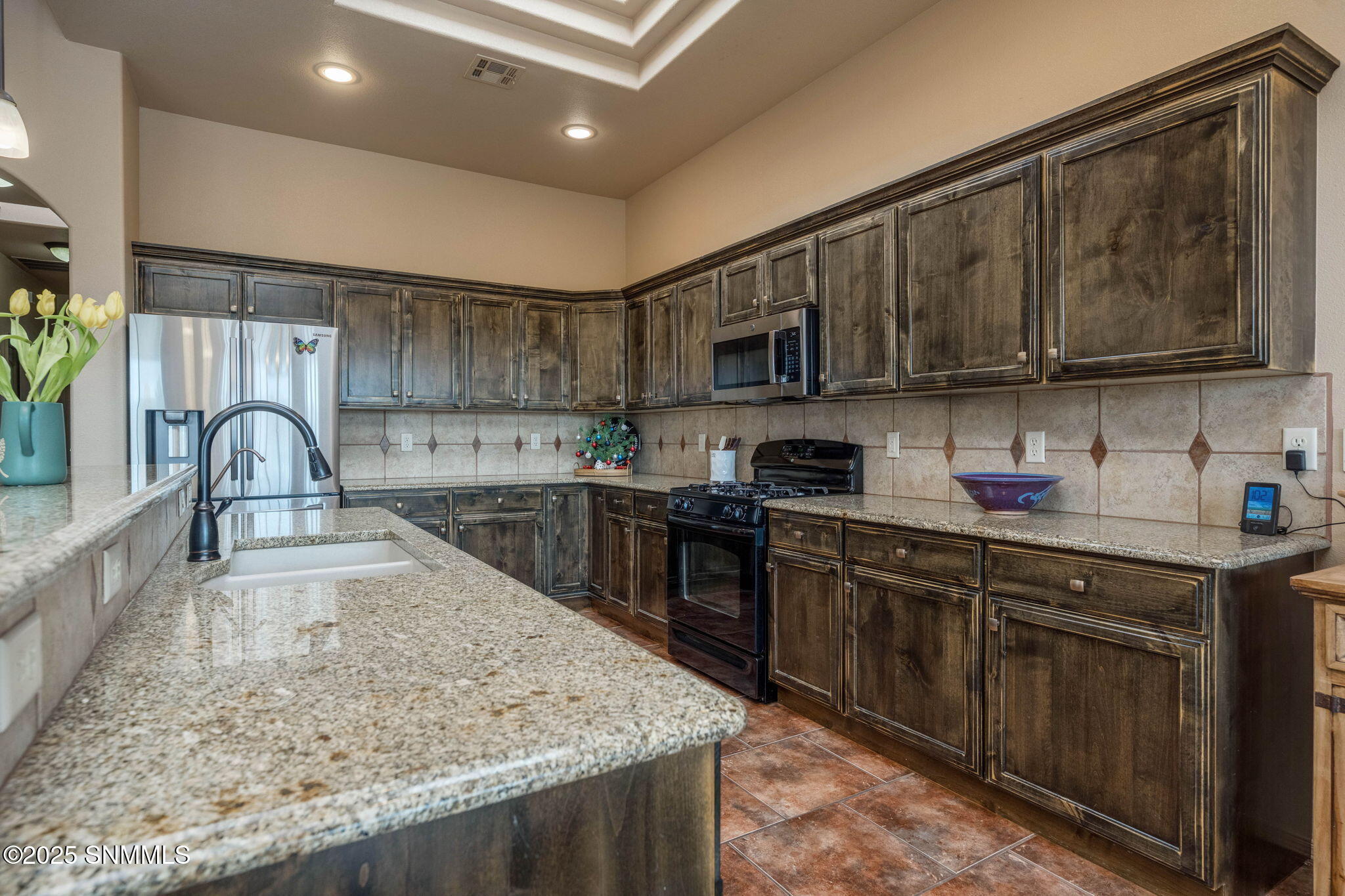 4325 Hopi Court Property Photo 11