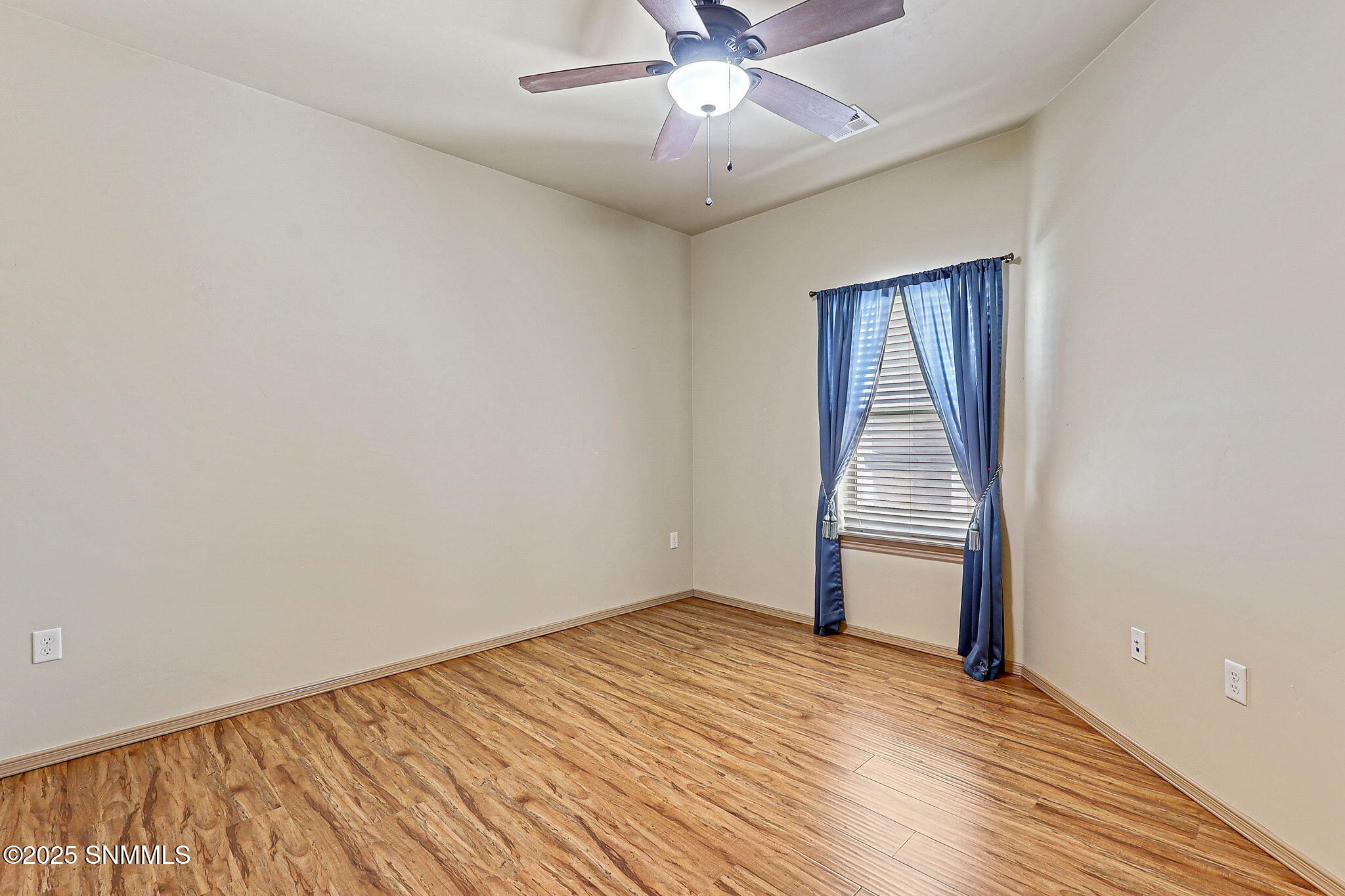 3717 Santa Minerva Avenue Property Photo 39